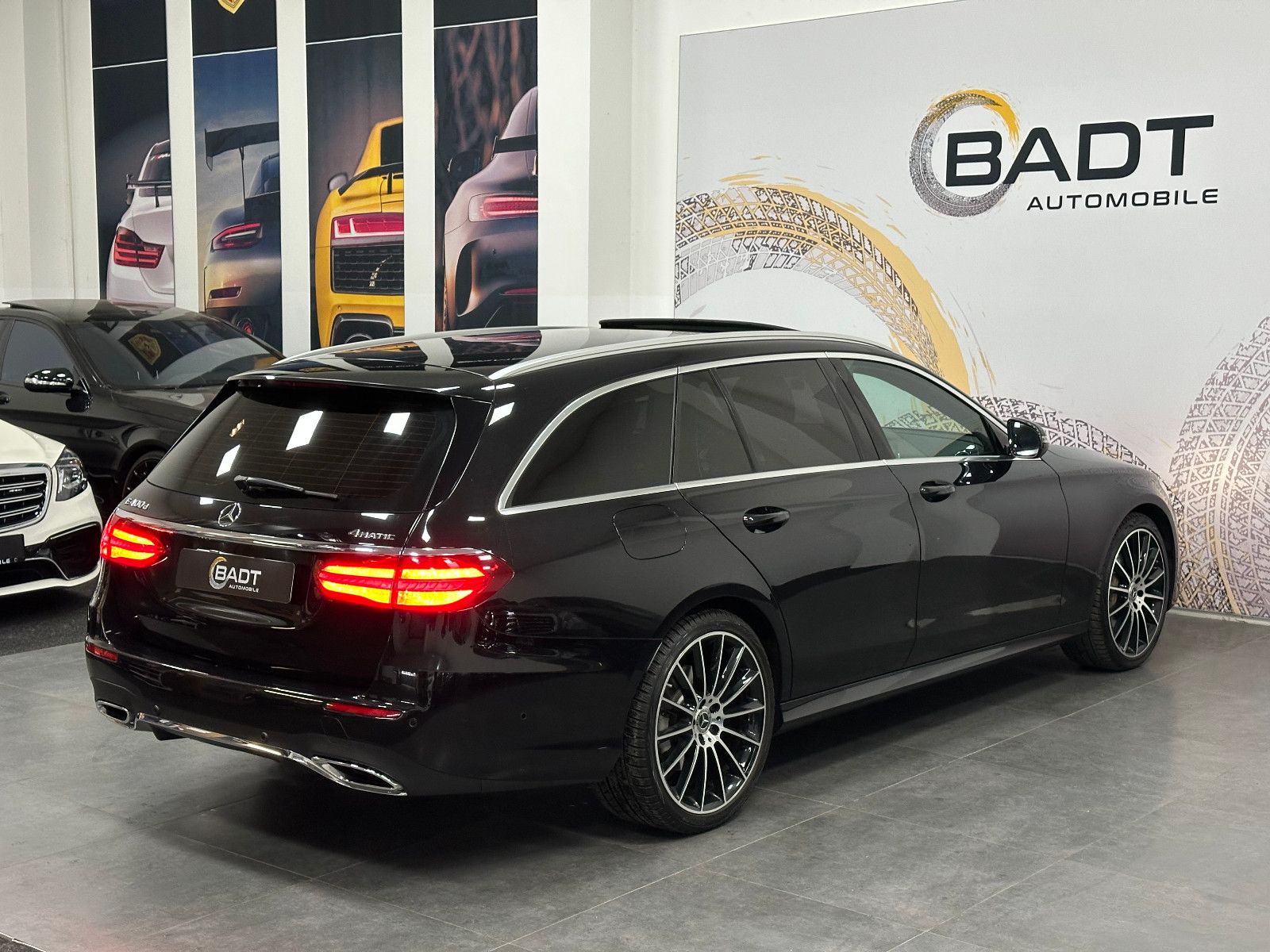 Fahrzeugabbildung Mercedes-Benz E 400 d 4-Matic T-Modell *AMG*360°*DTR*AHK*STHZ*