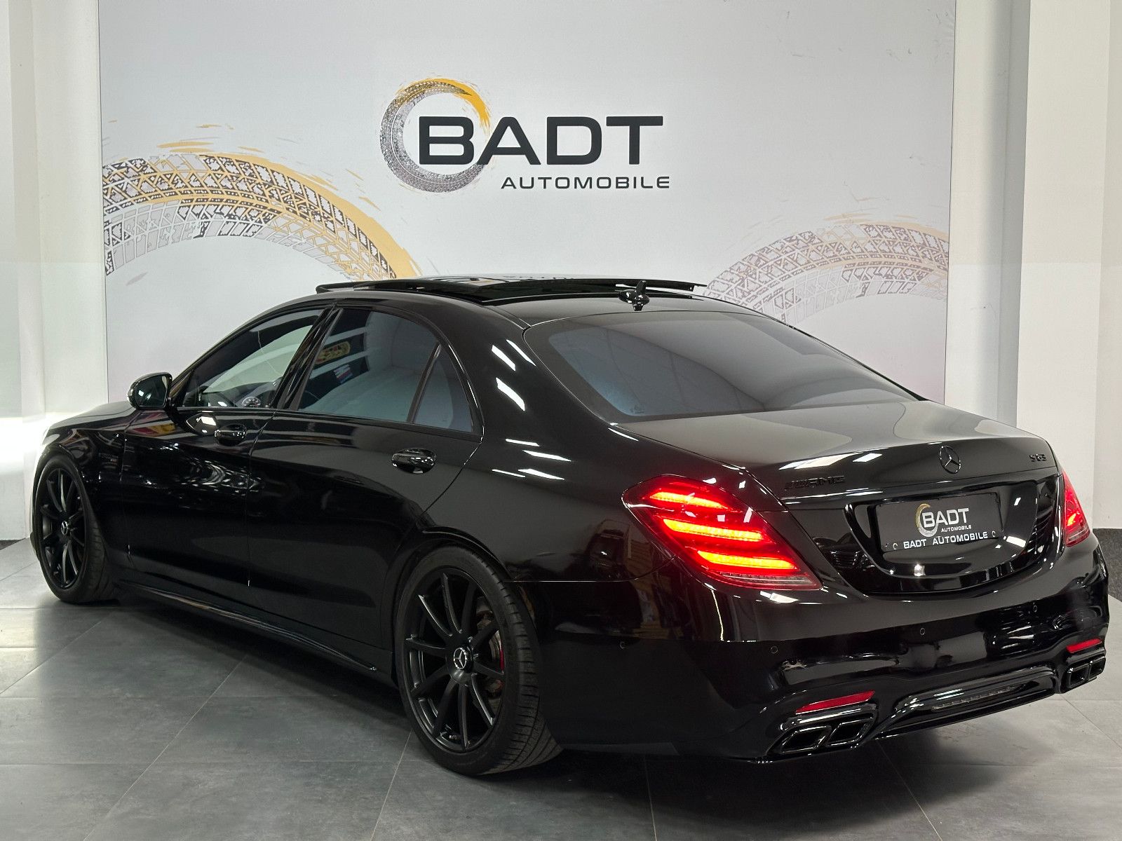 Fahrzeugabbildung Mercedes-Benz S 63 AMG 4Matic L *TV*FACELIFT*3D BURMESTER*DTR