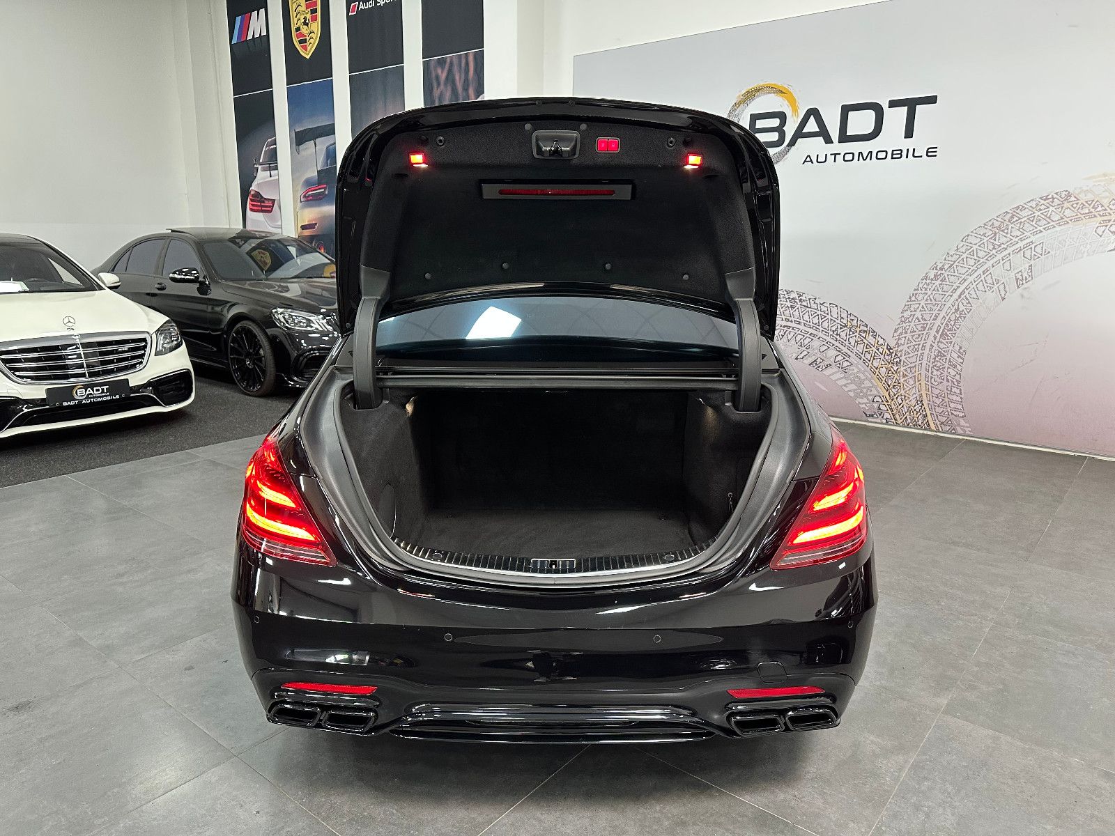 Fahrzeugabbildung Mercedes-Benz S 63 AMG 4Matic L *TV*FACELIFT*3D BURMESTER*DTR