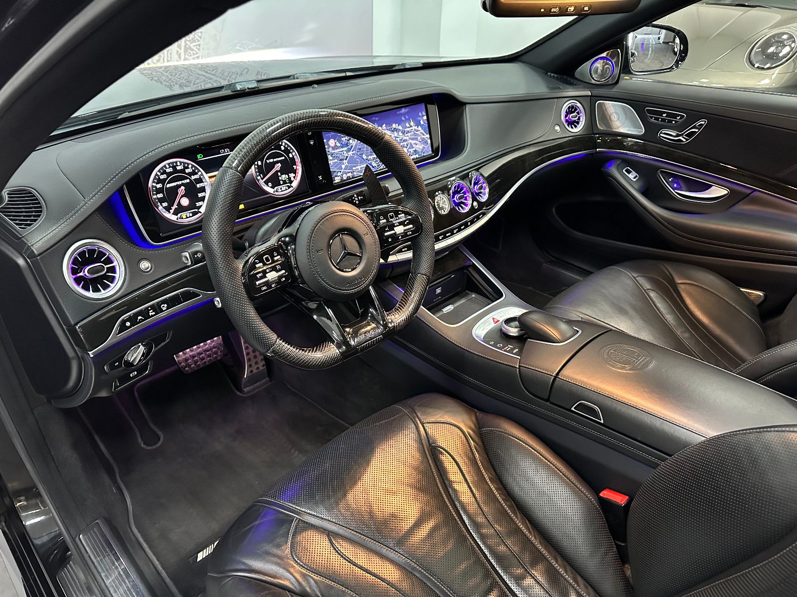Fahrzeugabbildung Mercedes-Benz S 63 AMG 4Matic L *TV*FACELIFT*3D BURMESTER*DTR