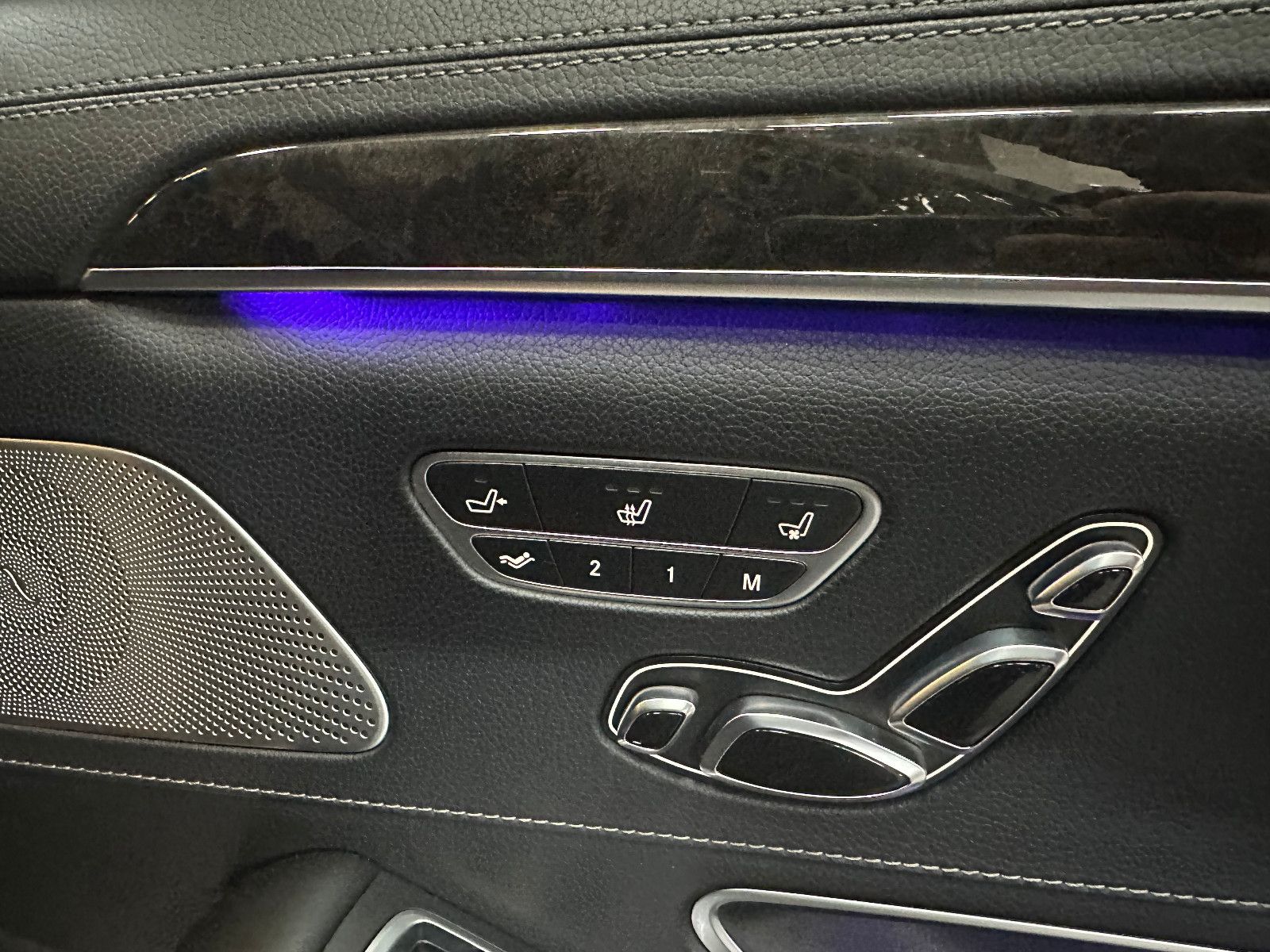 Fahrzeugabbildung Mercedes-Benz S 63 AMG 4Matic L *TV*FACELIFT*3D BURMESTER*DTR