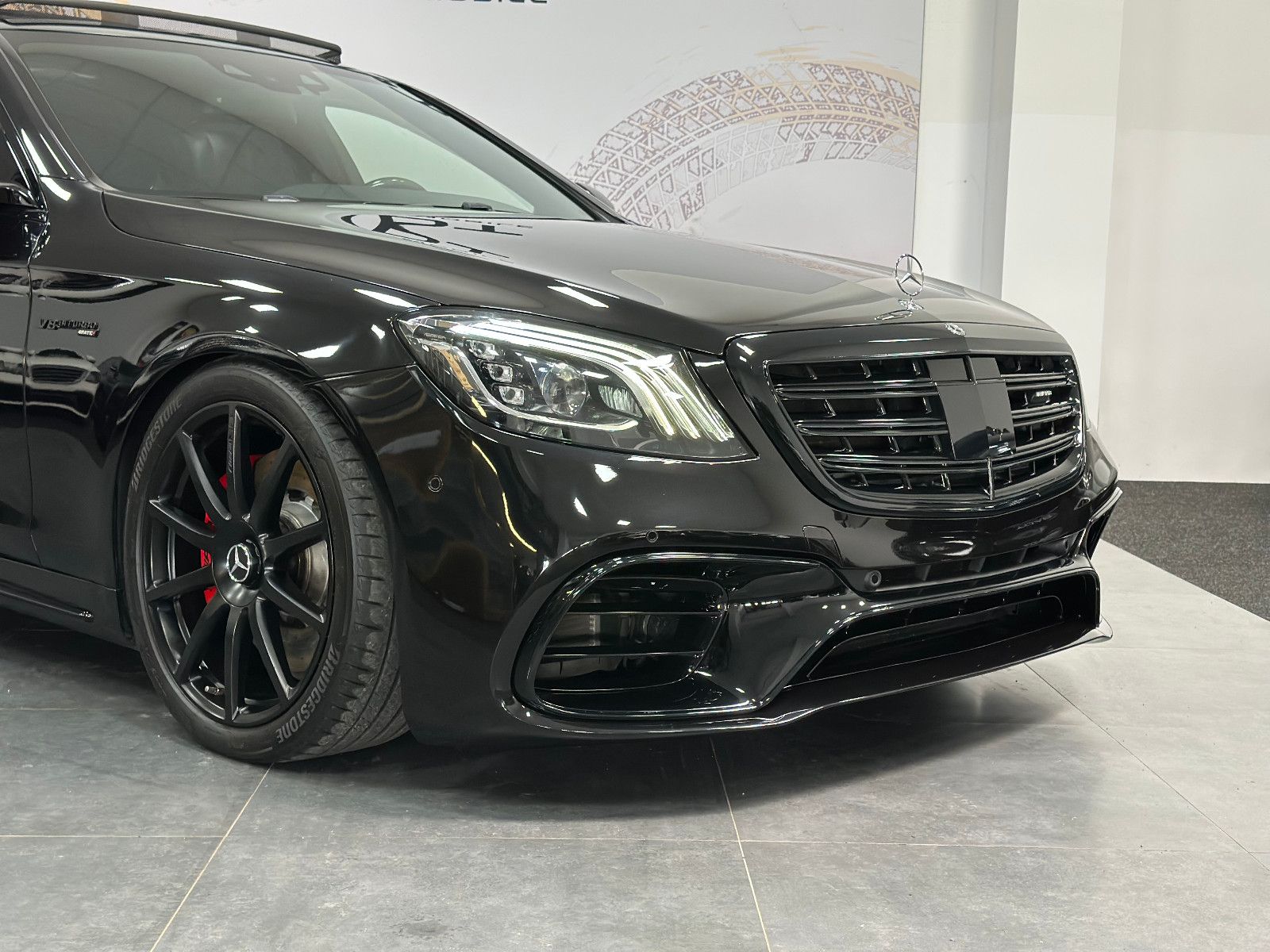 Fahrzeugabbildung Mercedes-Benz S 63 AMG 4Matic L *TV*FACELIFT*3D BURMESTER*DTR