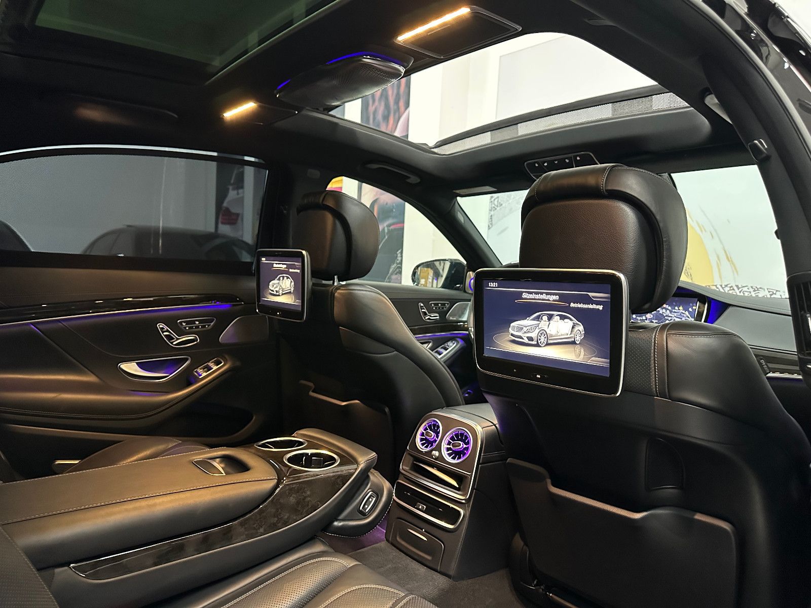 Fahrzeugabbildung Mercedes-Benz S 63 AMG 4Matic L *TV*FACELIFT*3D BURMESTER*DTR