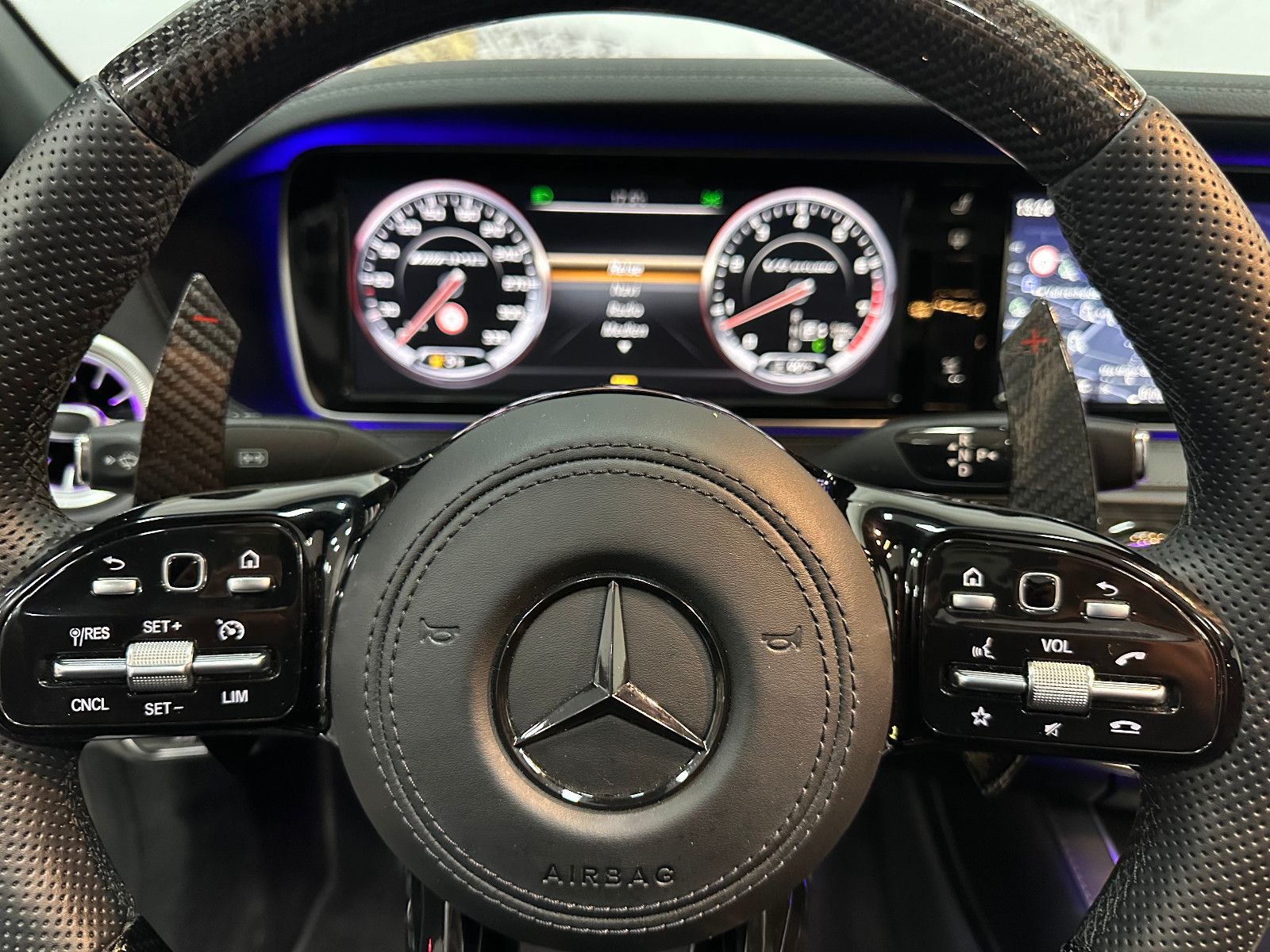 Fahrzeugabbildung Mercedes-Benz S 63 AMG 4Matic L *TV*FACELIFT*3D BURMESTER*DTR