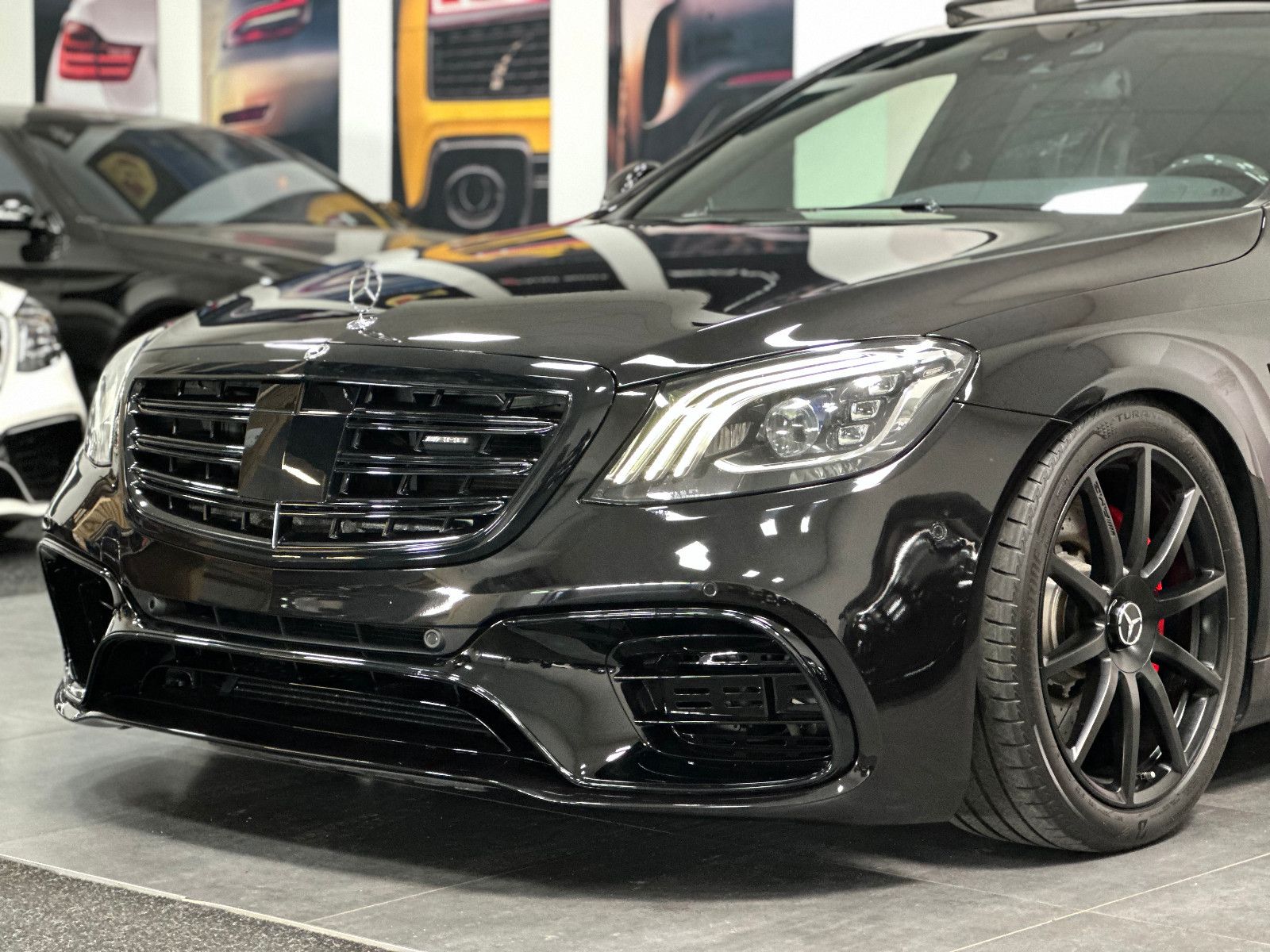 Fahrzeugabbildung Mercedes-Benz S 63 AMG 4Matic L *TV*FACELIFT*3D BURMESTER*DTR