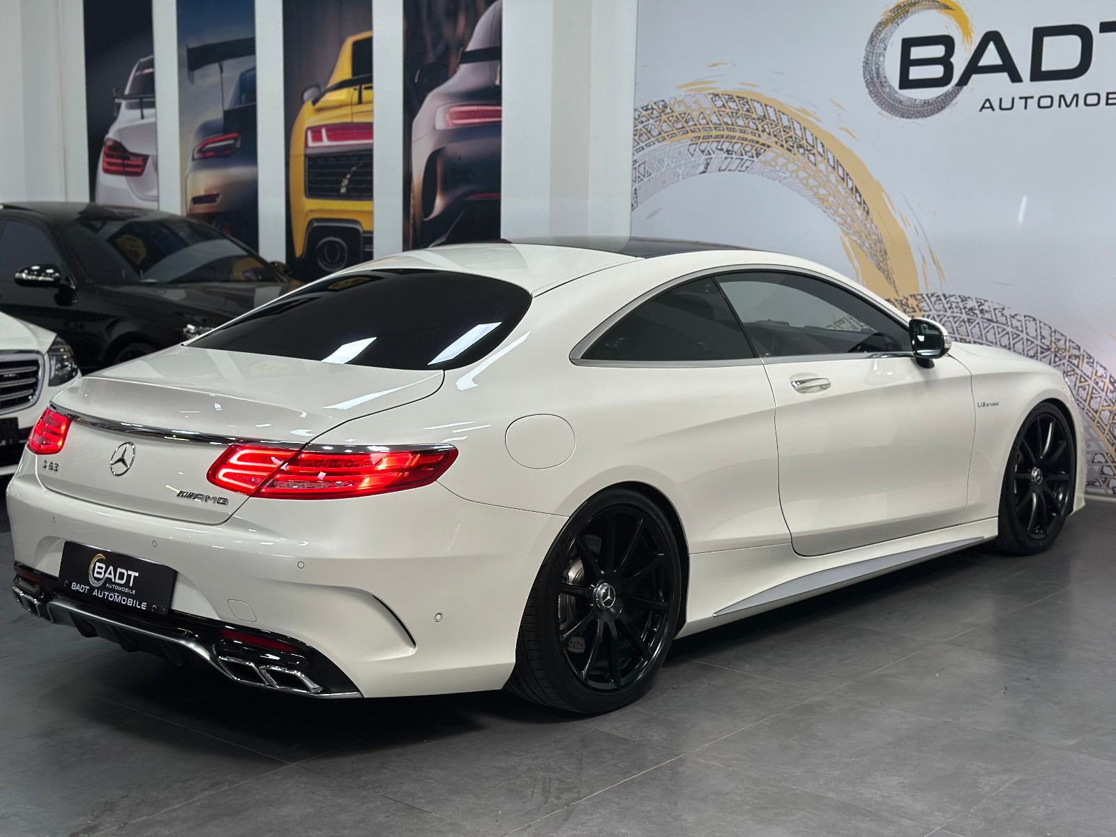 Fahrzeugabbildung Mercedes-Benz S 63 AMG Coupe 4Matic*Vollausstattung*SWAROVSKI*