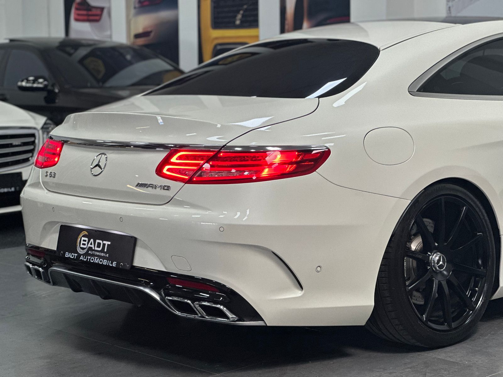 Fahrzeugabbildung Mercedes-Benz S 63 AMG Coupe 4Matic*Vollausstattung*SWAROVSKI*