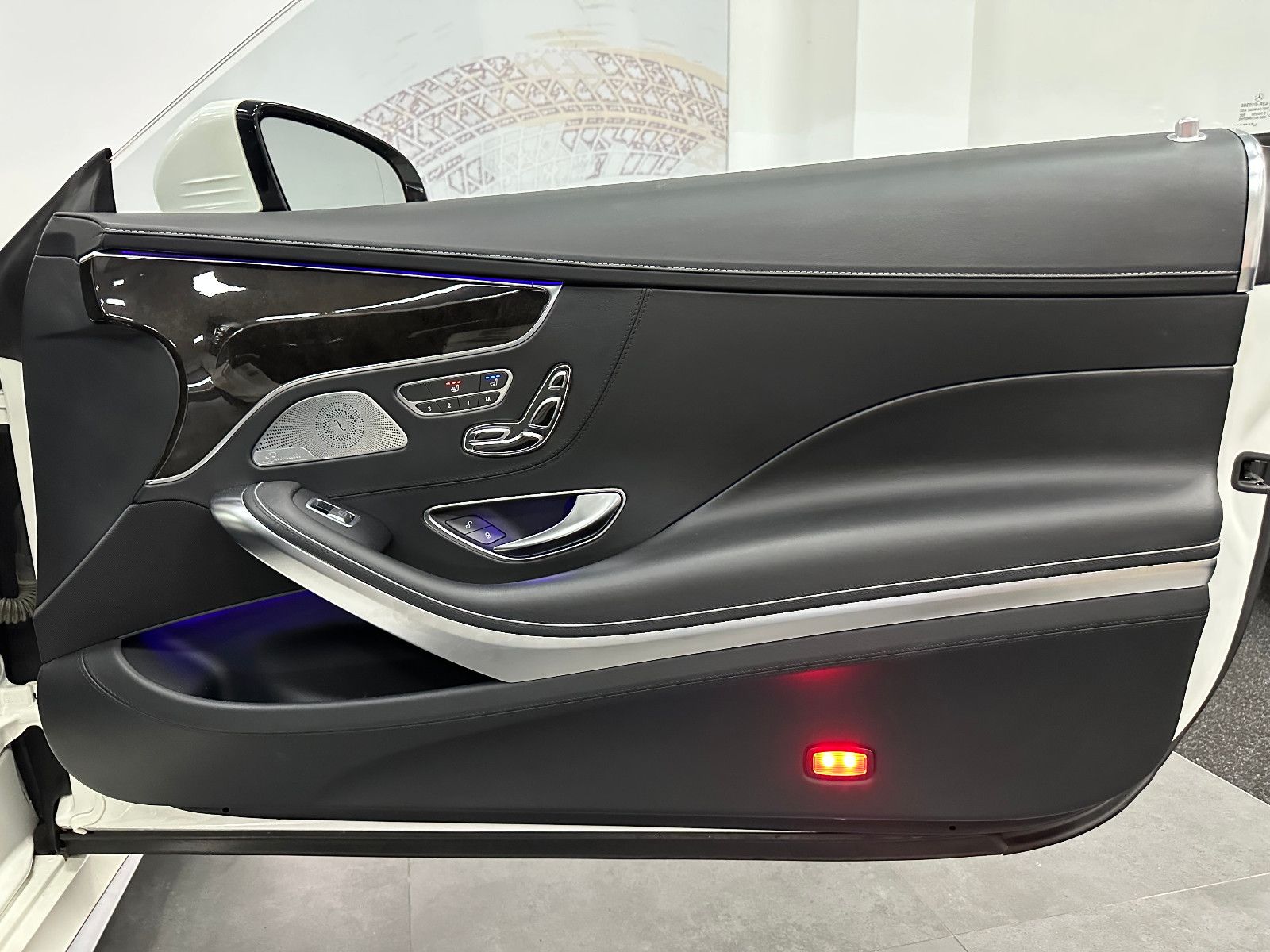 Fahrzeugabbildung Mercedes-Benz S 63 AMG Coupe 4Matic*Vollausstattung*SWAROVSKI*