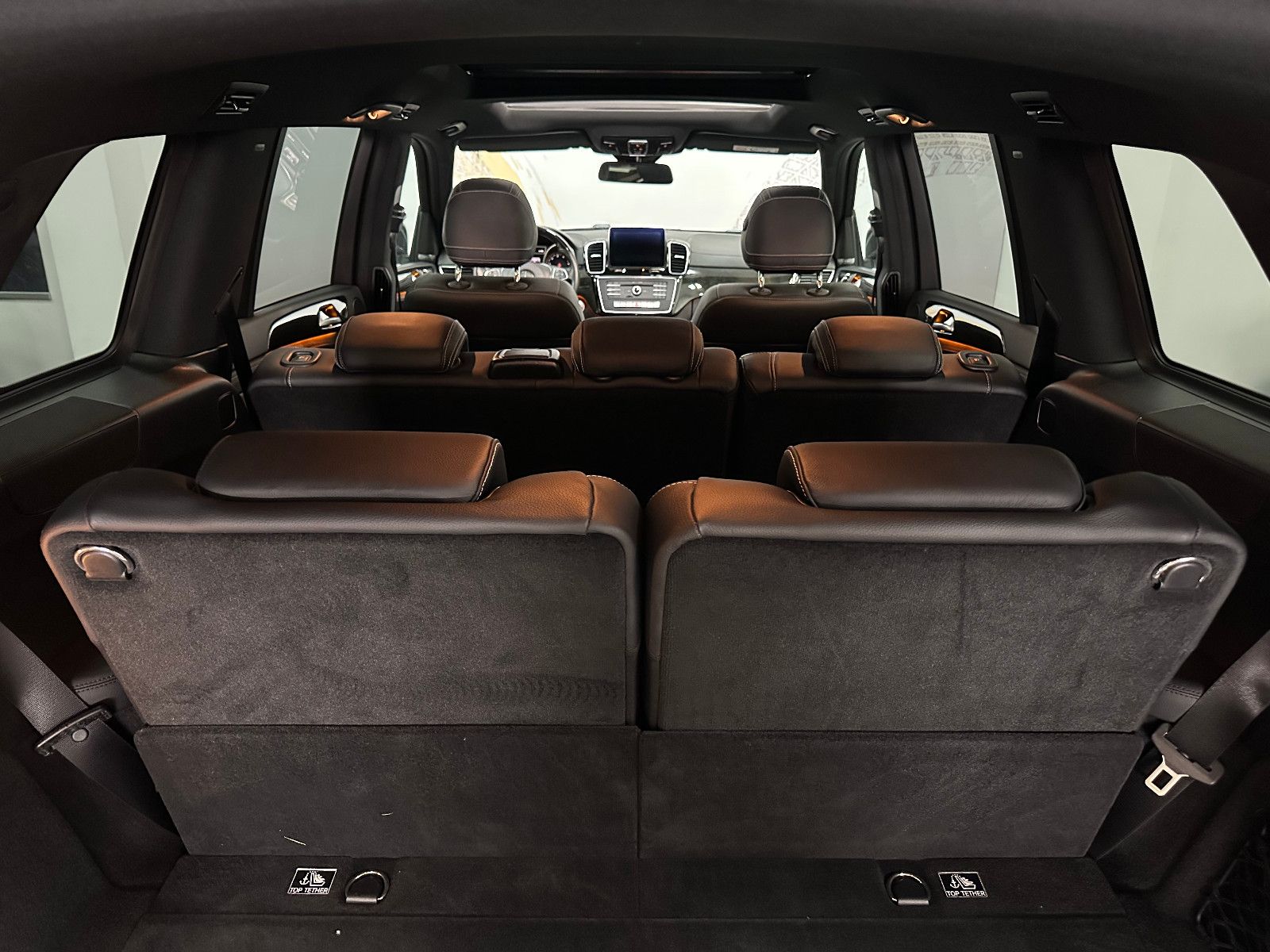Fahrzeugabbildung Mercedes-Benz GLS 500 4Matic *DTR*PANO*AMG LINE*360°*H&K*