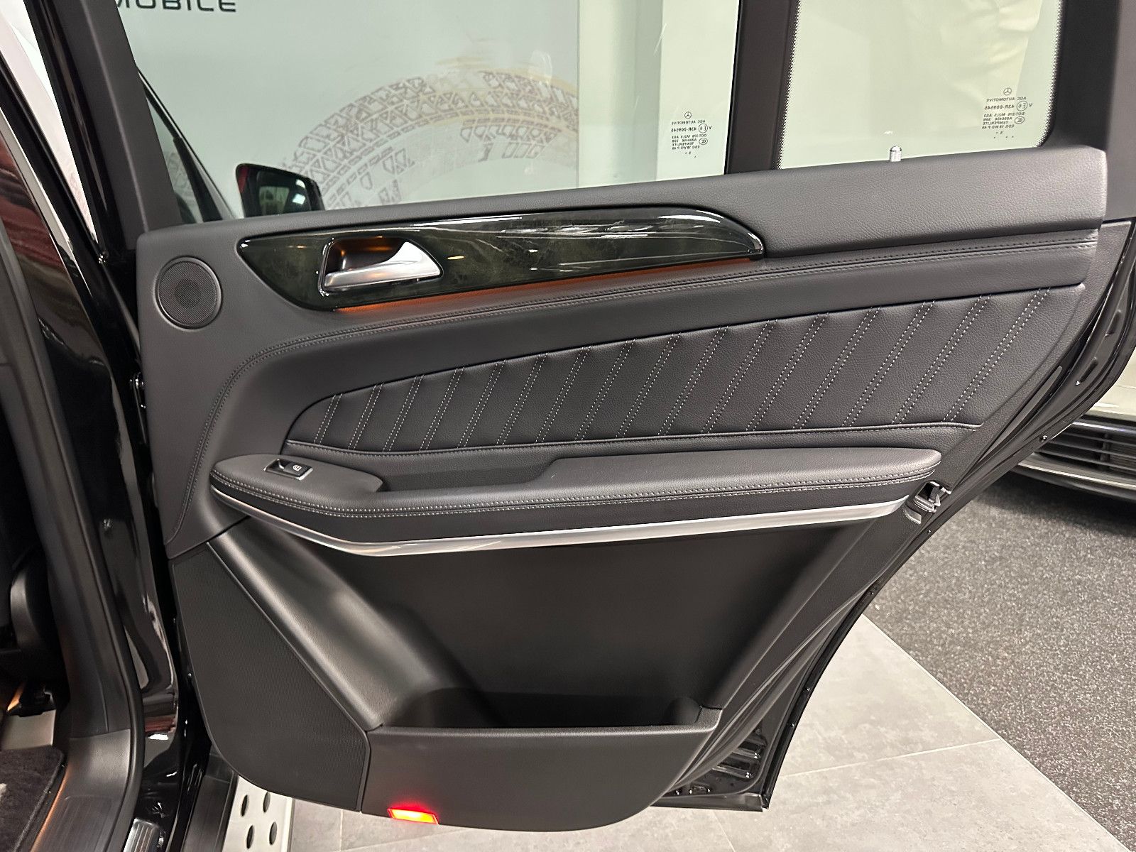 Fahrzeugabbildung Mercedes-Benz GLS 500 4Matic *DTR*PANO*AMG LINE*360°*H&K*