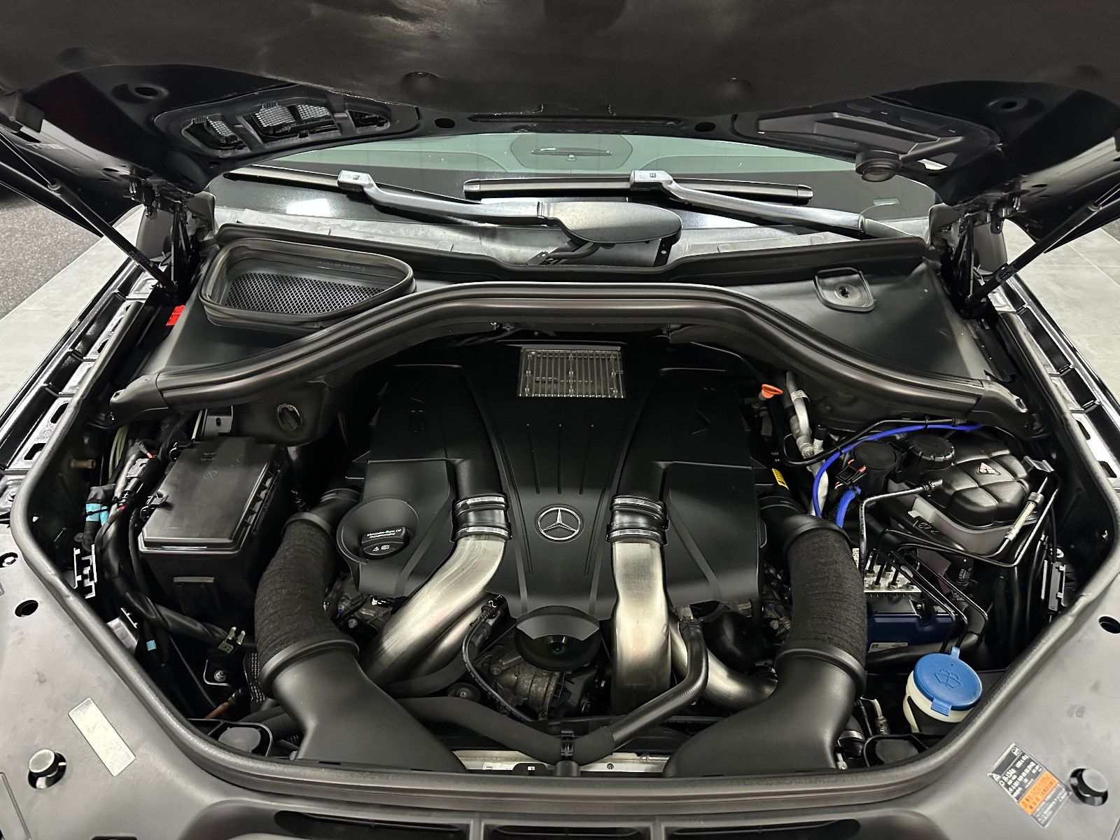 Fahrzeugabbildung Mercedes-Benz GLS 500 4Matic *DTR*PANO*AMG LINE*360°*H&K*