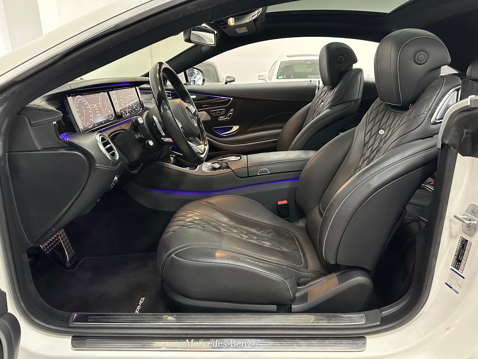 Fahrzeugabbildung Mercedes-Benz S 500 Coupe 4-Matic *Vollausstattung*Swarovski*