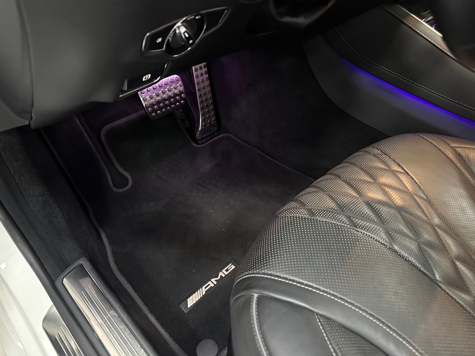 Fahrzeugabbildung Mercedes-Benz S 500 Coupe 4-Matic *Vollausstattung*Swarovski*