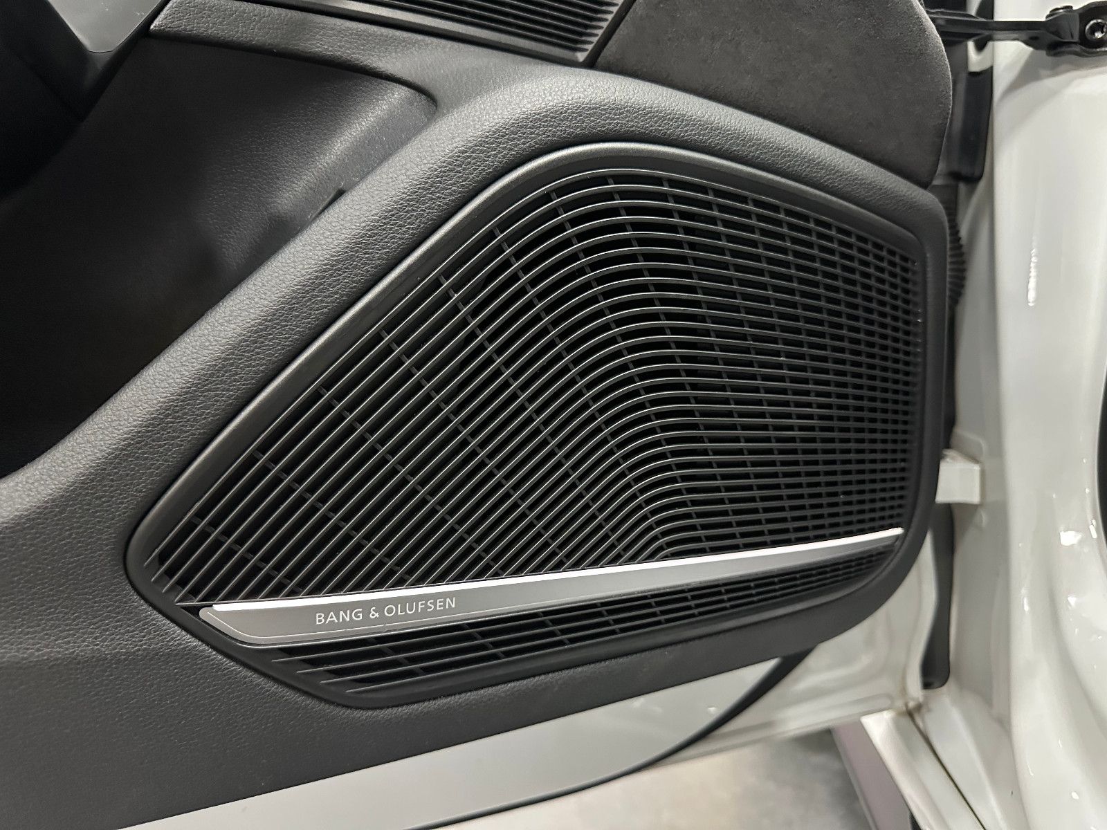 Fahrzeugabbildung Audi RS4 RS 4 Avant 2.9 TFSI quattro*B&O*280KMH*