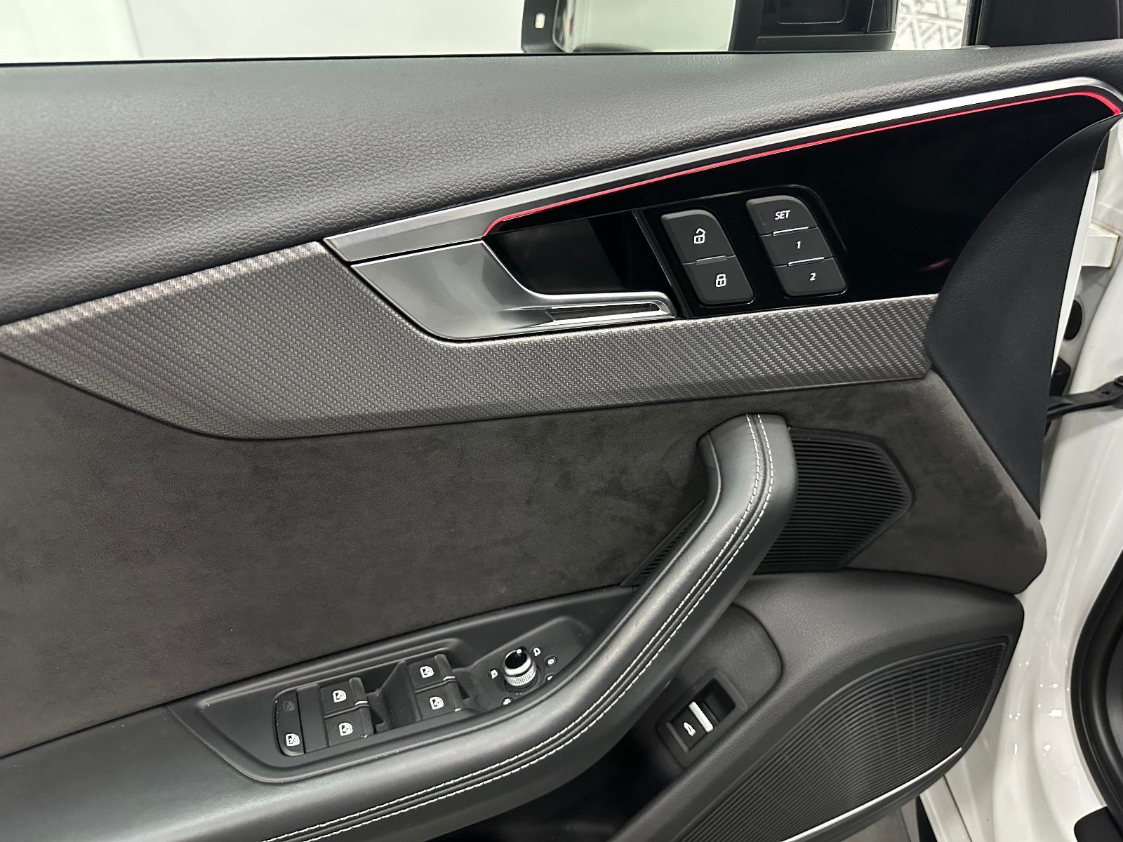 Fahrzeugabbildung Audi RS4 RS 4 Avant 2.9 TFSI quattro*B&O*280KMH*
