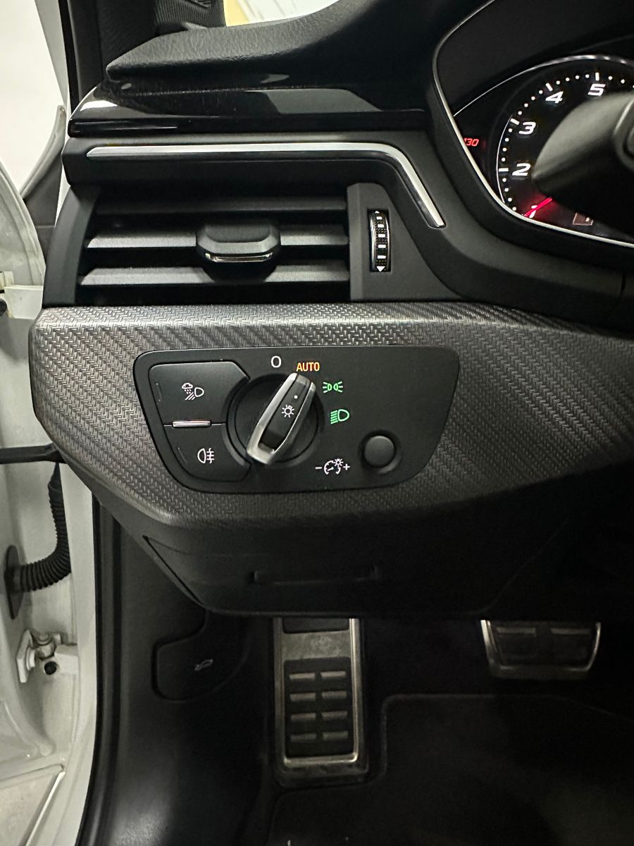 Fahrzeugabbildung Audi RS4 RS 4 Avant 2.9 TFSI quattro*B&O*280KMH*