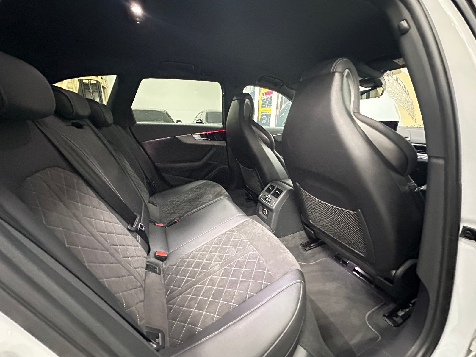 Fahrzeugabbildung Audi RS4 RS 4 Avant 2.9 TFSI quattro*B&O*280KMH*