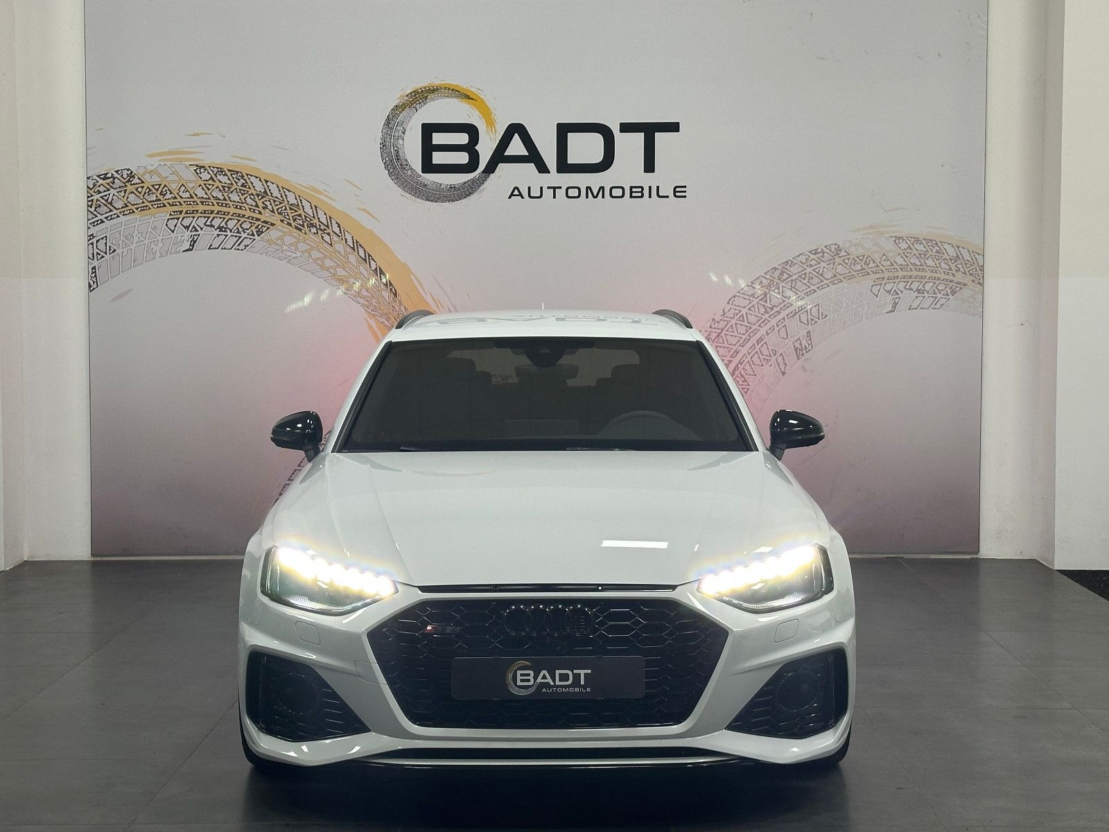 Fahrzeugabbildung Audi RS4 RS 4 Avant 2.9 TFSI quattro*B&O*280KMH*