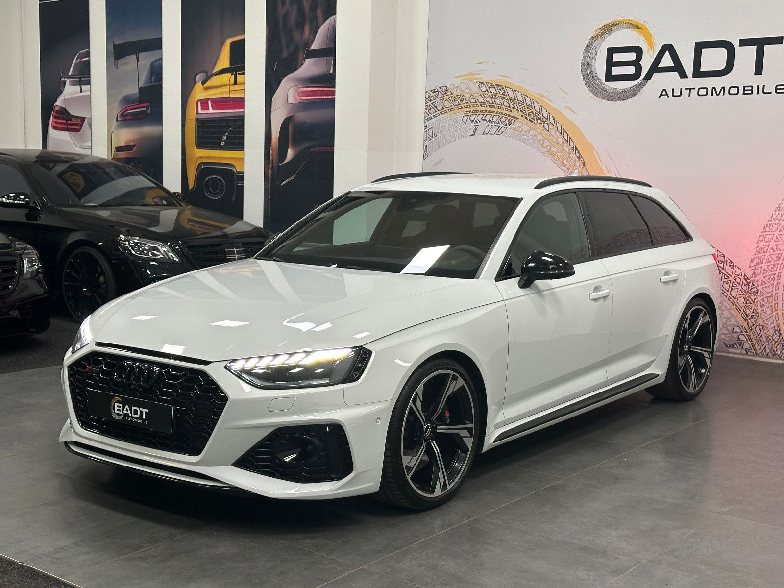 Fahrzeugabbildung Audi RS4 RS 4 Avant 2.9 TFSI quattro*B&O*280KMH*