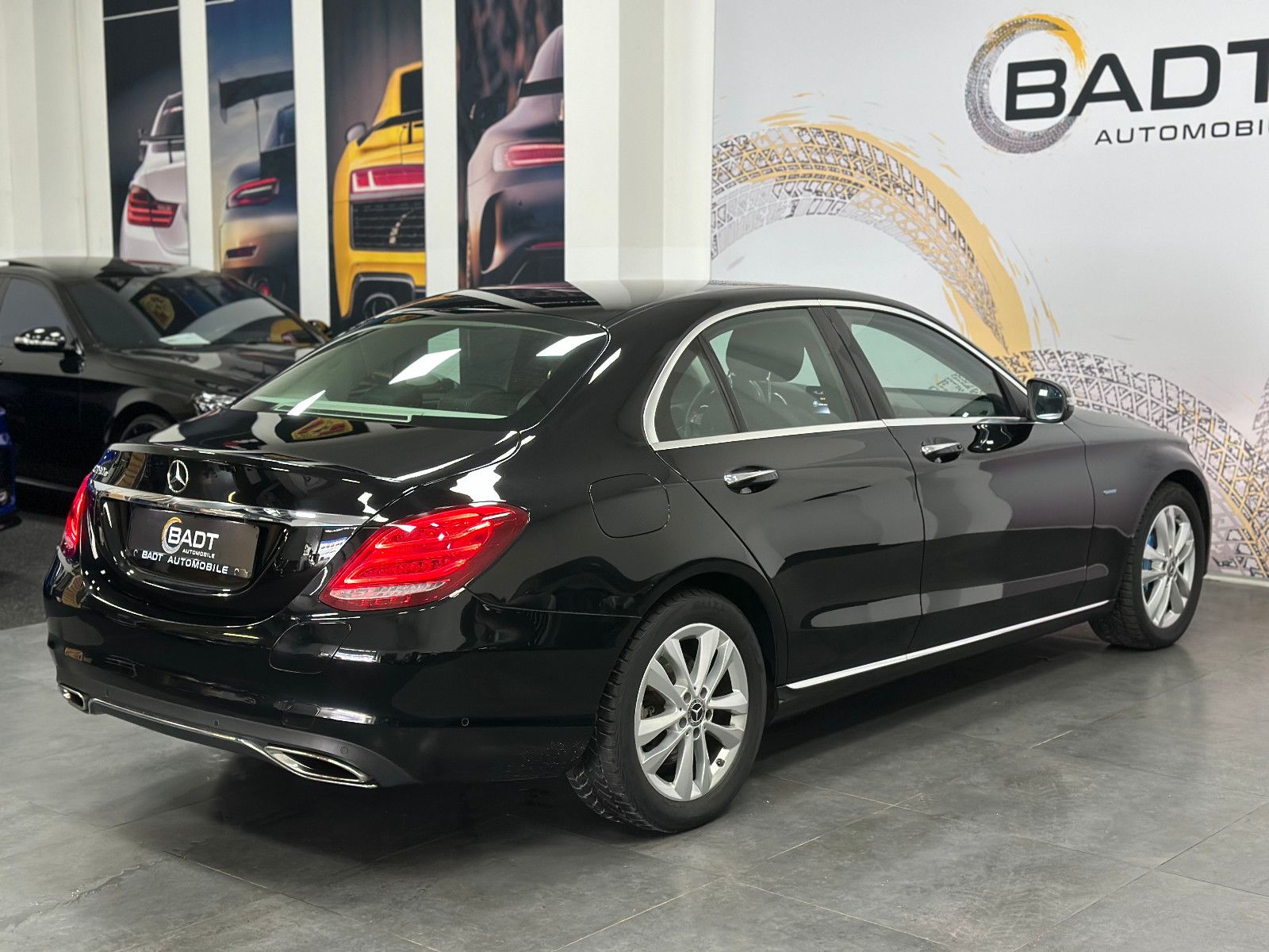 Fahrzeugabbildung Mercedes-Benz C 350 e Limousine*Totwinkel*Standheizung*JSG 27