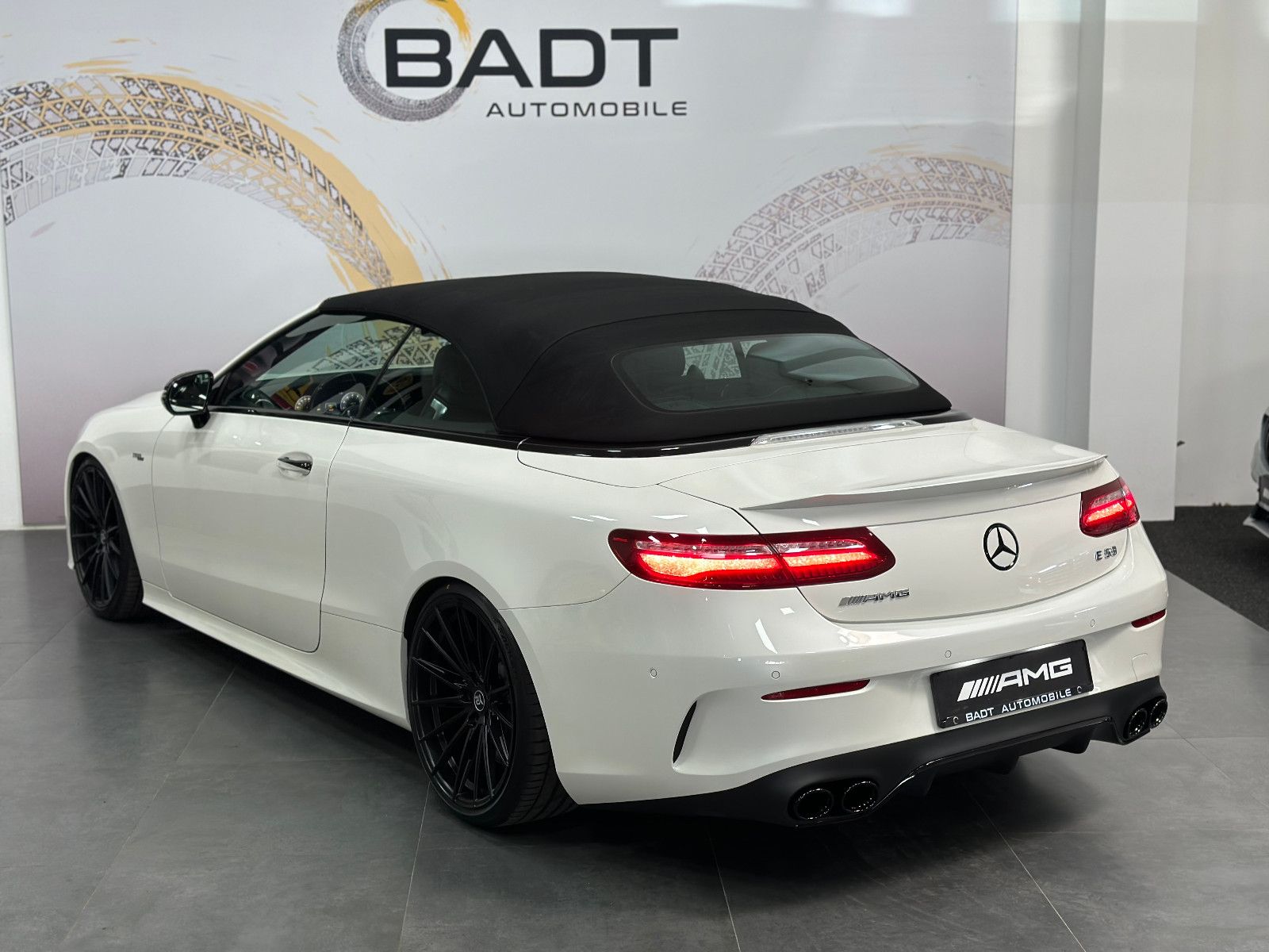 Fahrzeugabbildung Mercedes-Benz E 53 AMG Cabrio 4Matic 20"*HUD*360°*MEMO*BURMEST