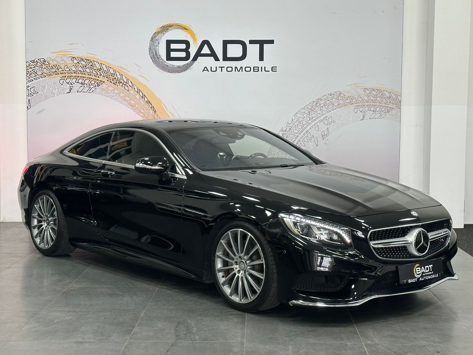 Fahrzeugabbildung Mercedes-Benz S 500 S Coupe 4Matic*SWAROVSKI*DESIGNO*VOLL*