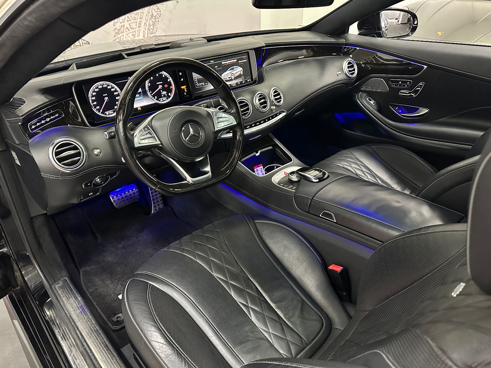 Fahrzeugabbildung Mercedes-Benz S 500 S Coupe 4Matic*SWAROVSKI*DESIGNO*VOLL*