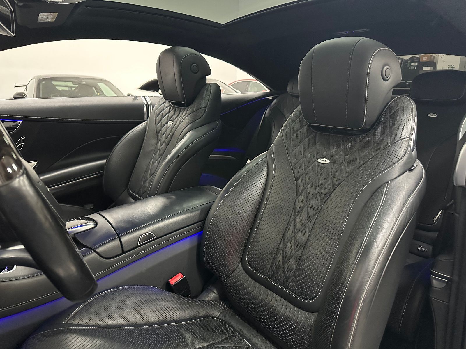 Fahrzeugabbildung Mercedes-Benz S 500 S Coupe 4Matic*SWAROVSKI*DESIGNO*VOLL*
