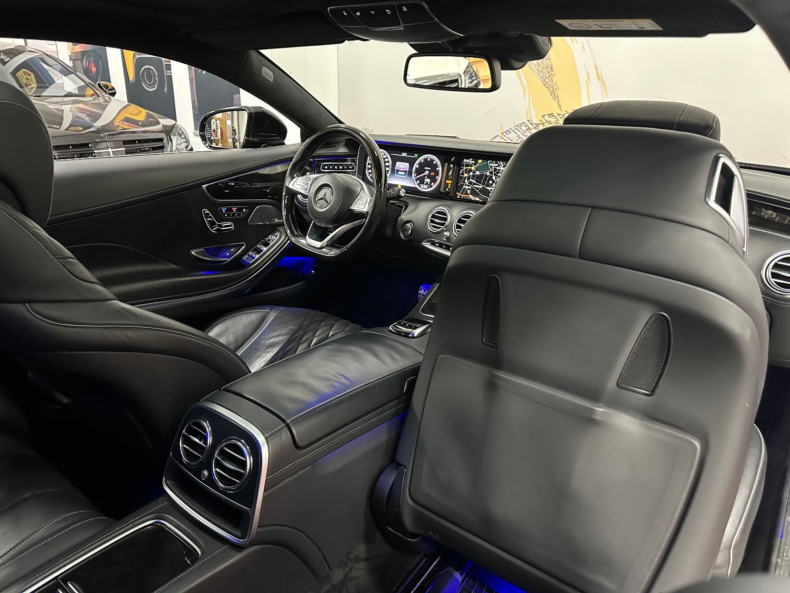 Fahrzeugabbildung Mercedes-Benz S 500 S Coupe 4Matic*SWAROVSKI*DESIGNO*VOLL*