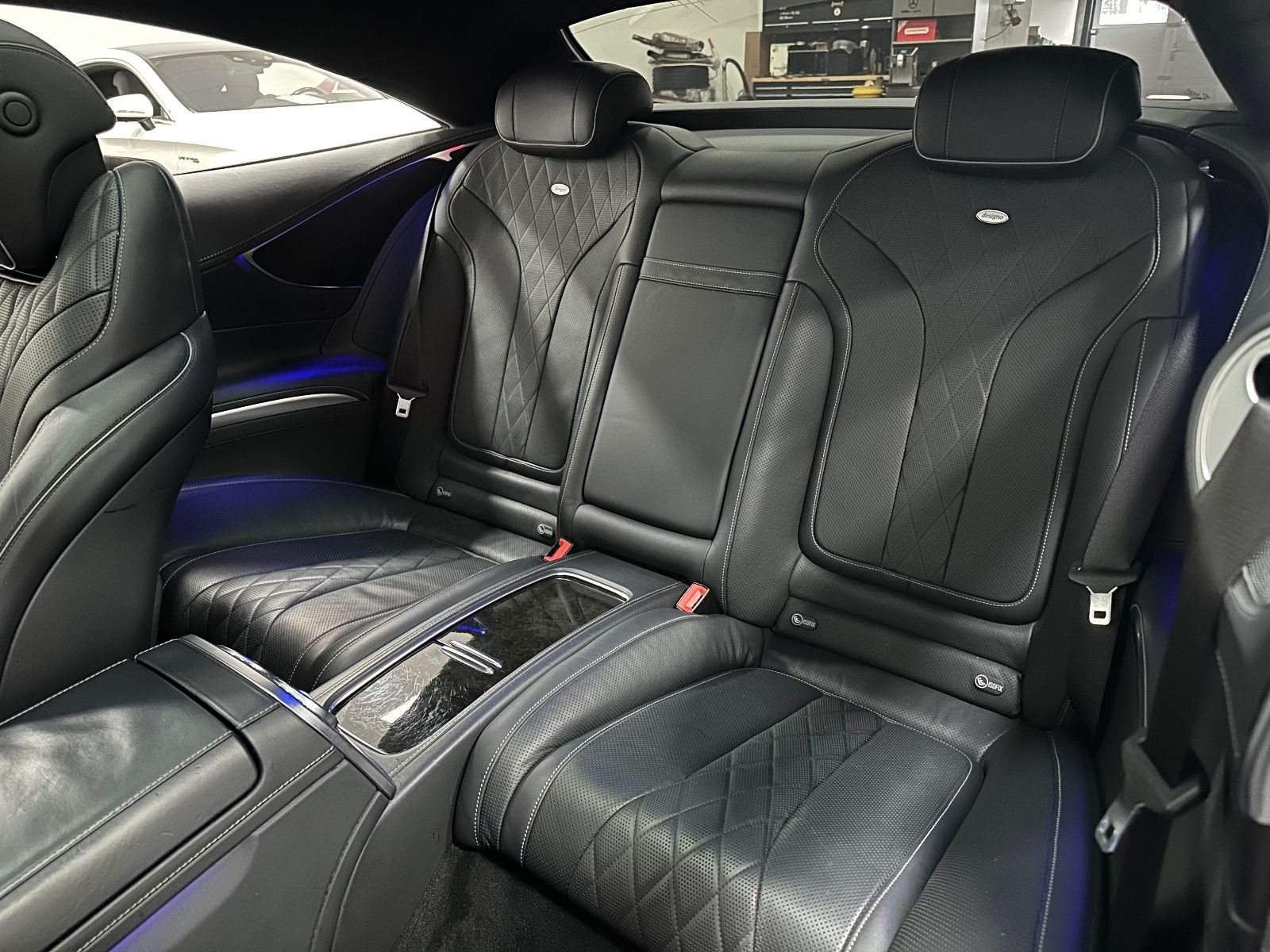 Fahrzeugabbildung Mercedes-Benz S 500 S Coupe 4Matic*SWAROVSKI*DESIGNO*VOLL*