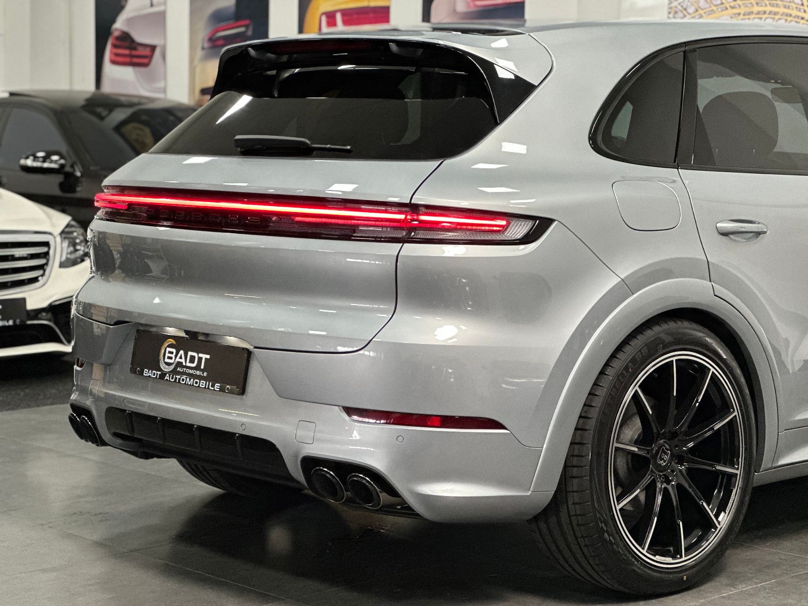 Fahrzeugabbildung Porsche Cayenne*BOSE*22"*APPROVED 2027*ACC*