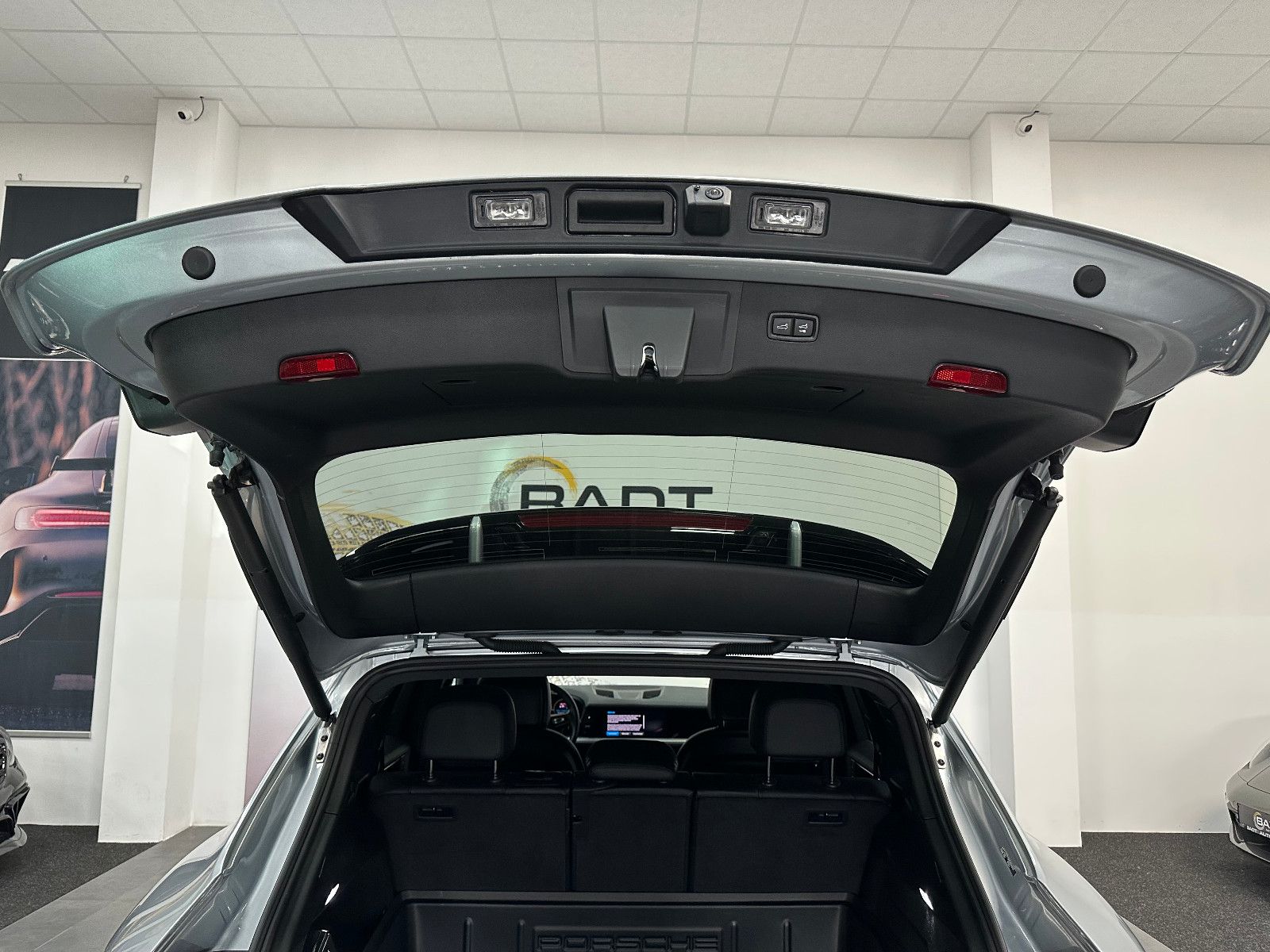 Fahrzeugabbildung Porsche Cayenne*BOSE*22"*APPROVED 2027*ACC*