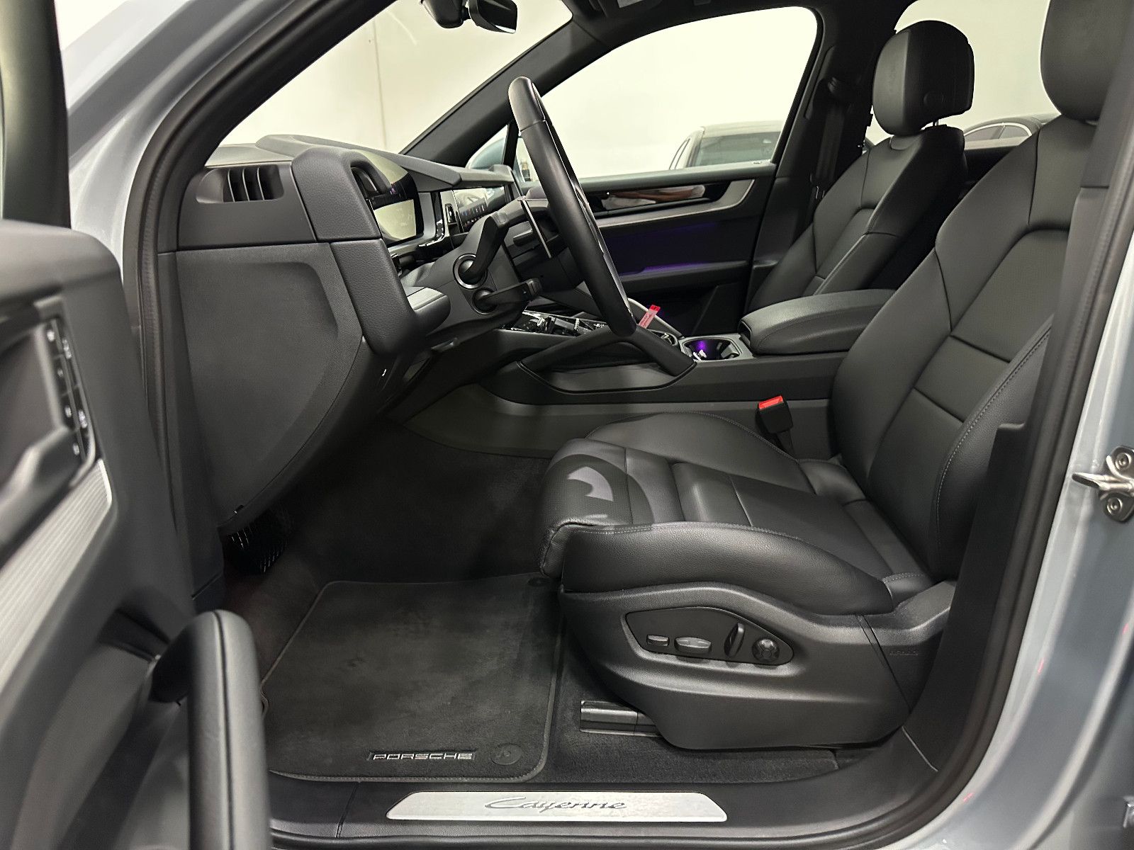 Fahrzeugabbildung Porsche Cayenne*BOSE*22"*APPROVED 2027*ACC*