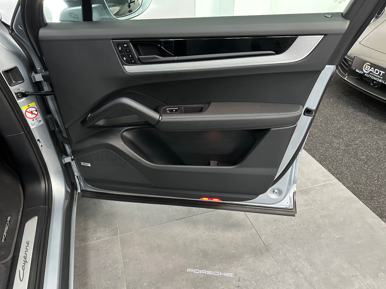 Fahrzeugabbildung Porsche Cayenne*BOSE*22"*APPROVED 2027*ACC*
