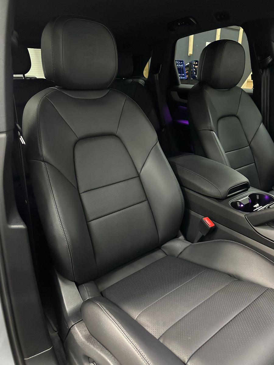 Fahrzeugabbildung Porsche Cayenne*BOSE*22"*APPROVED 2027*ACC*