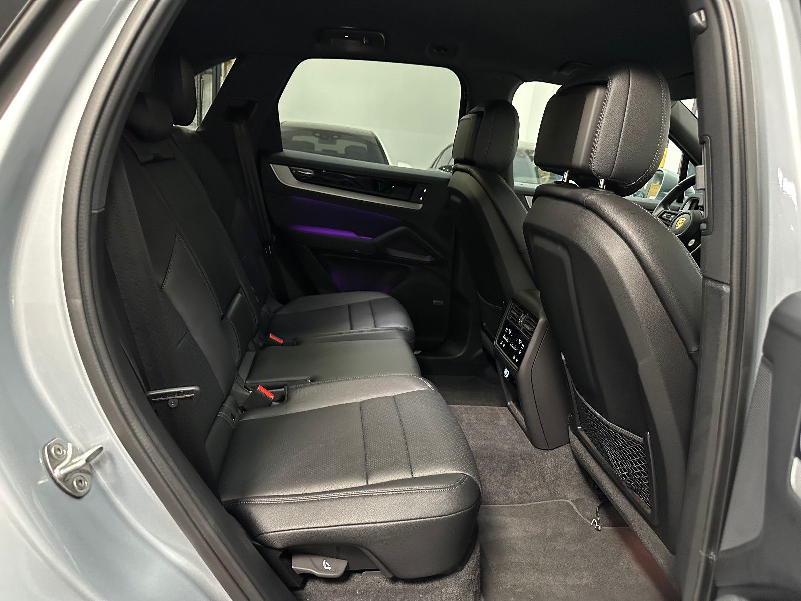 Fahrzeugabbildung Porsche Cayenne*BOSE*22"*APPROVED 2027*ACC*