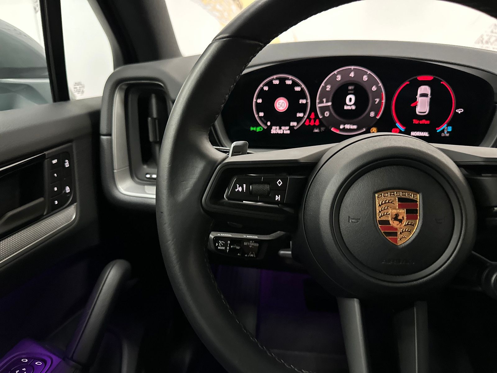 Fahrzeugabbildung Porsche Cayenne*BOSE*22"*APPROVED 2027*ACC*