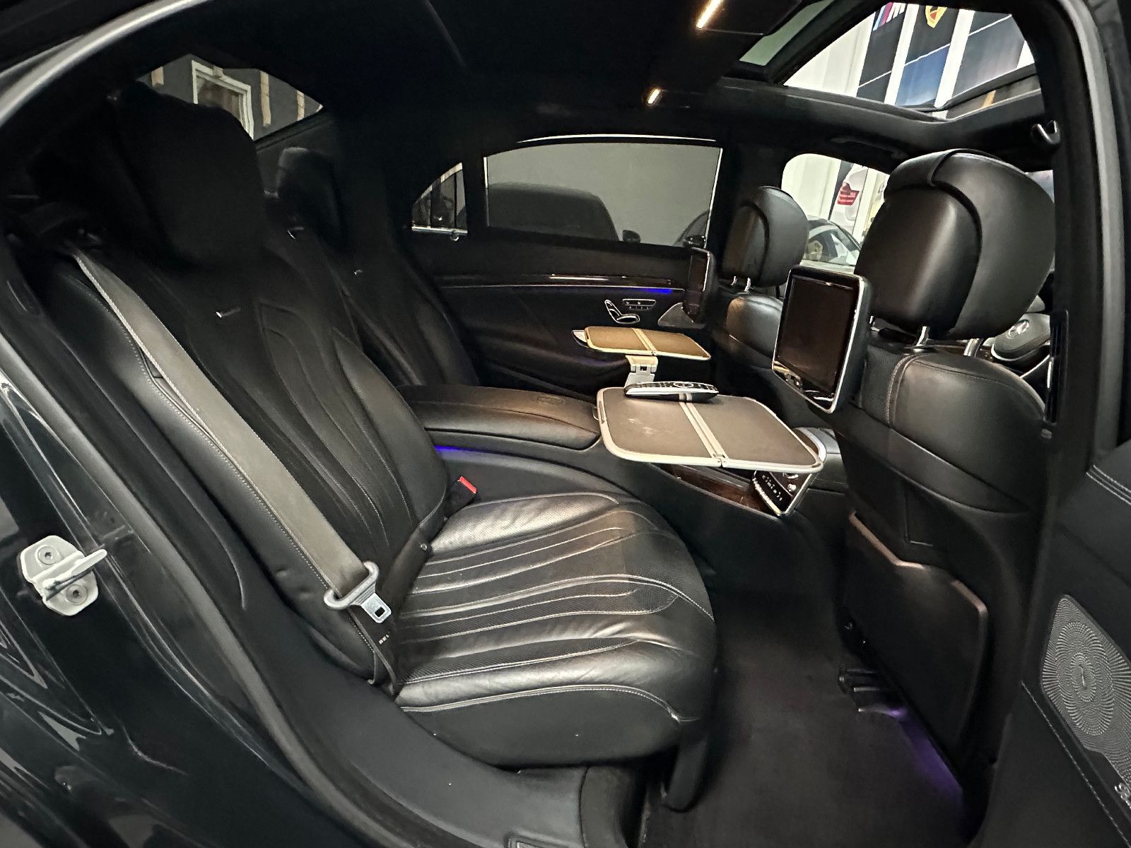 Fahrzeugabbildung Mercedes-Benz S 63 AMG L *FOND ENTERTAINMENT*4 SITZER*PANO
