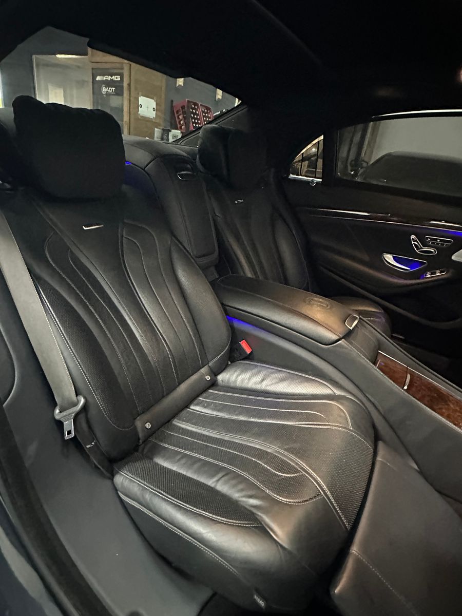 Fahrzeugabbildung Mercedes-Benz S 63 AMG L *FOND ENTERTAINMENT*4 SITZER*PANO