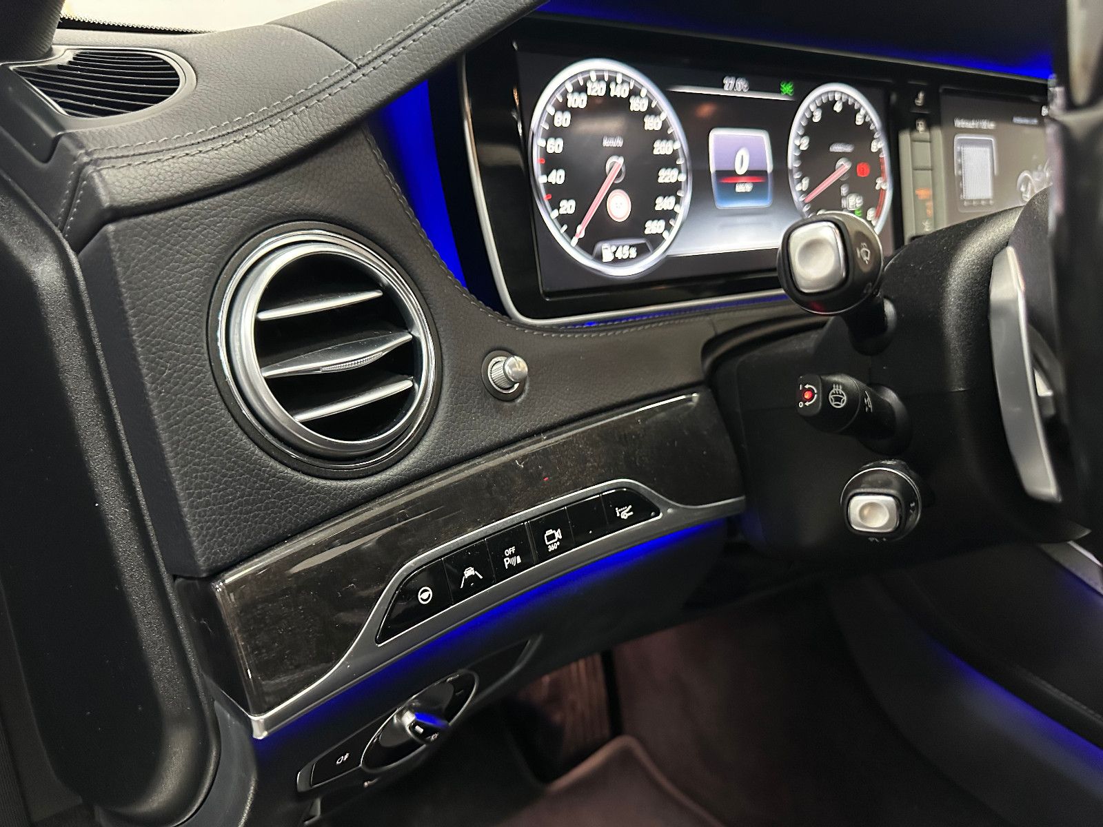 Fahrzeugabbildung Mercedes-Benz S 500 Lang*CHAUFFEUR*TV*4xMassage*PANO*360°*