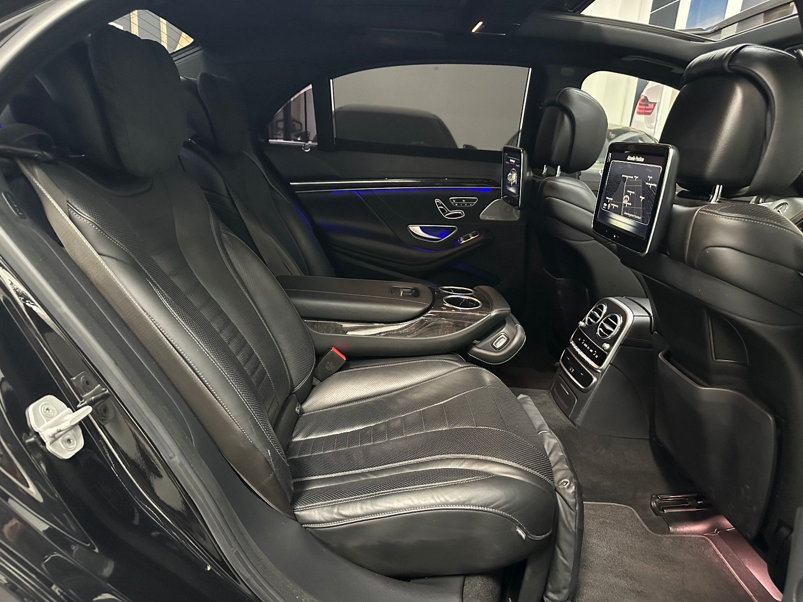 Fahrzeugabbildung Mercedes-Benz S 500 Lang*CHAUFFEUR*TV*4xMassage*PANO*360°*