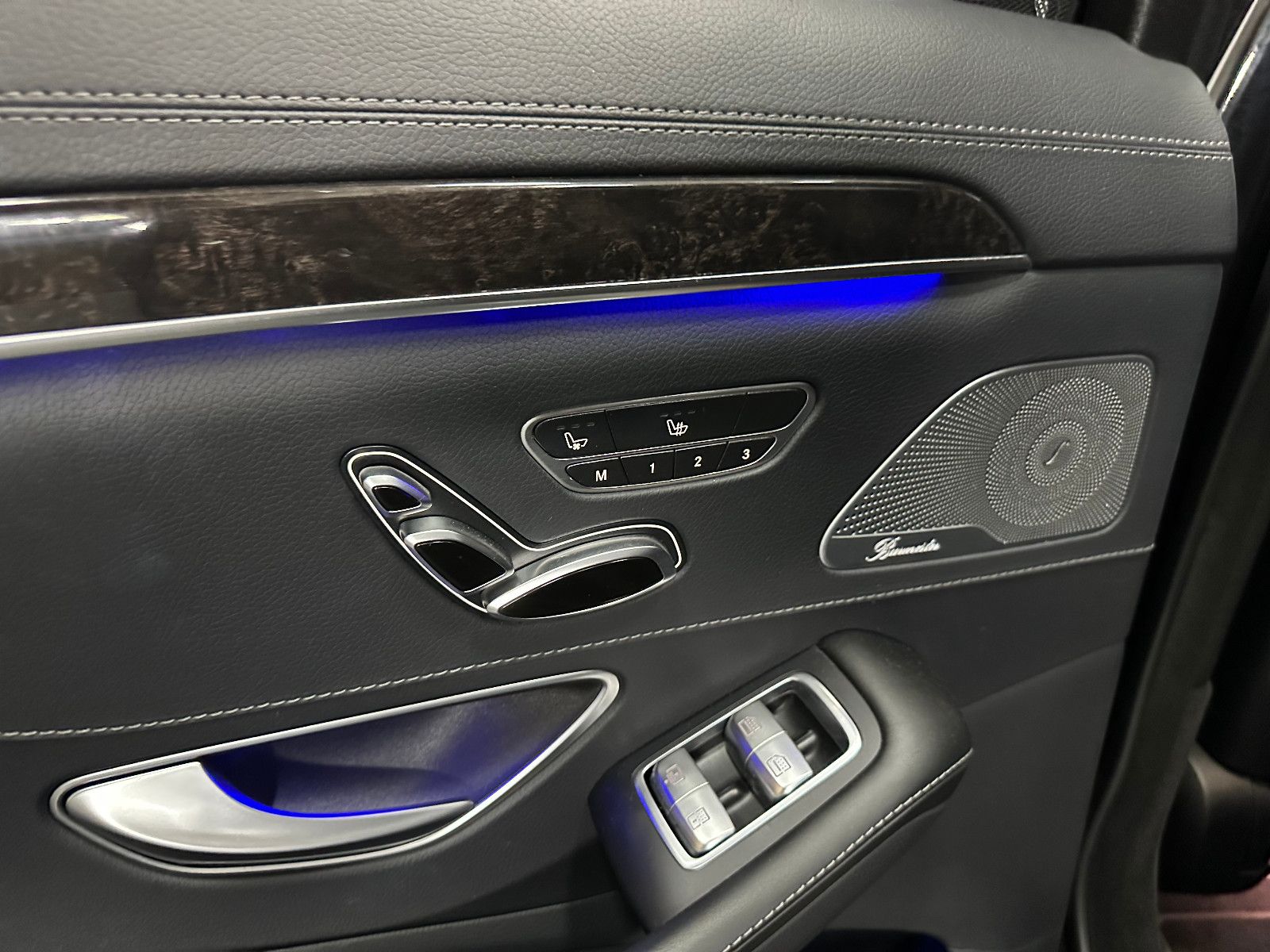 Fahrzeugabbildung Mercedes-Benz S 500 Lang*CHAUFFEUR*TV*4xMassage*PANO*360°*