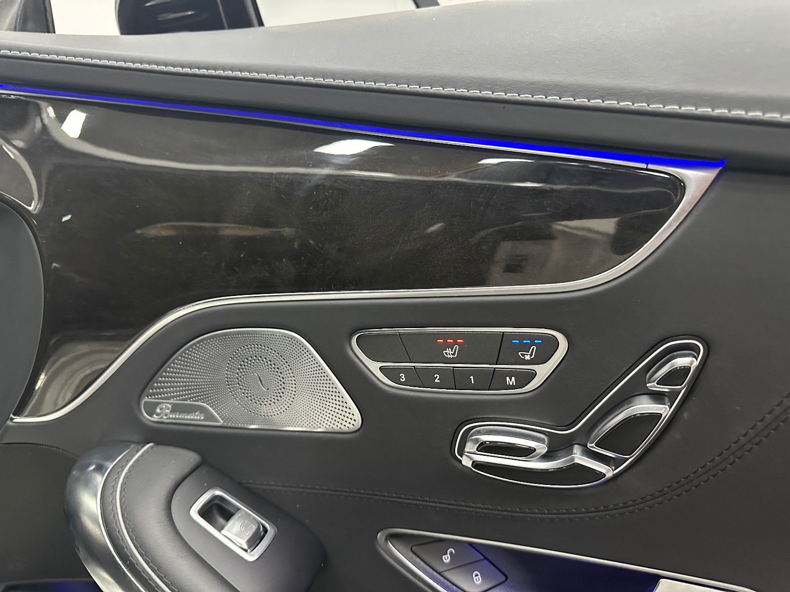Fahrzeugabbildung Mercedes-Benz S 500 Coupe 4Matic *VOLLAUSSTATTUNG*SWAROVSKI*