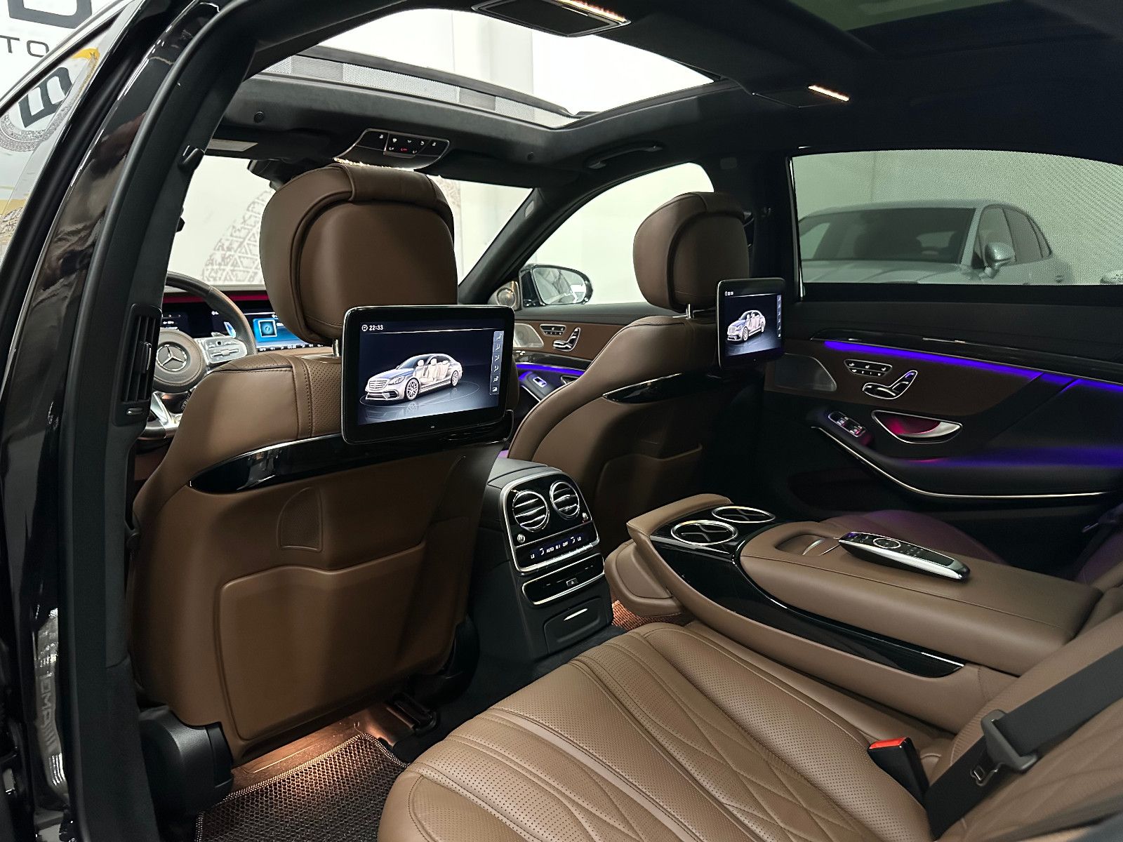 Fahrzeugabbildung Mercedes-Benz S 63 AMG 4Matic+ L*KERAMIK*VOLL*CARBON*PANO*PPF*