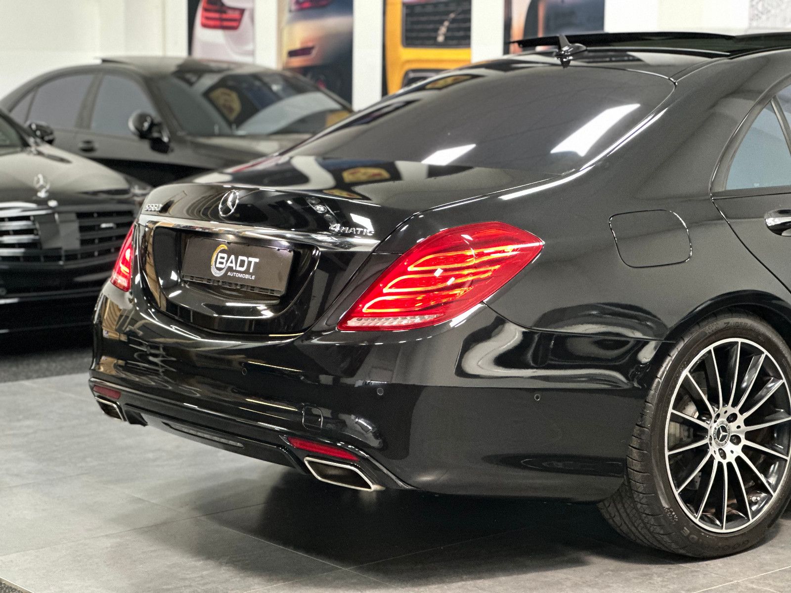 Fahrzeugabbildung Mercedes-Benz S 500 Lang *TV*HUD*4xMassage*PANO*AMG LINE*360°"