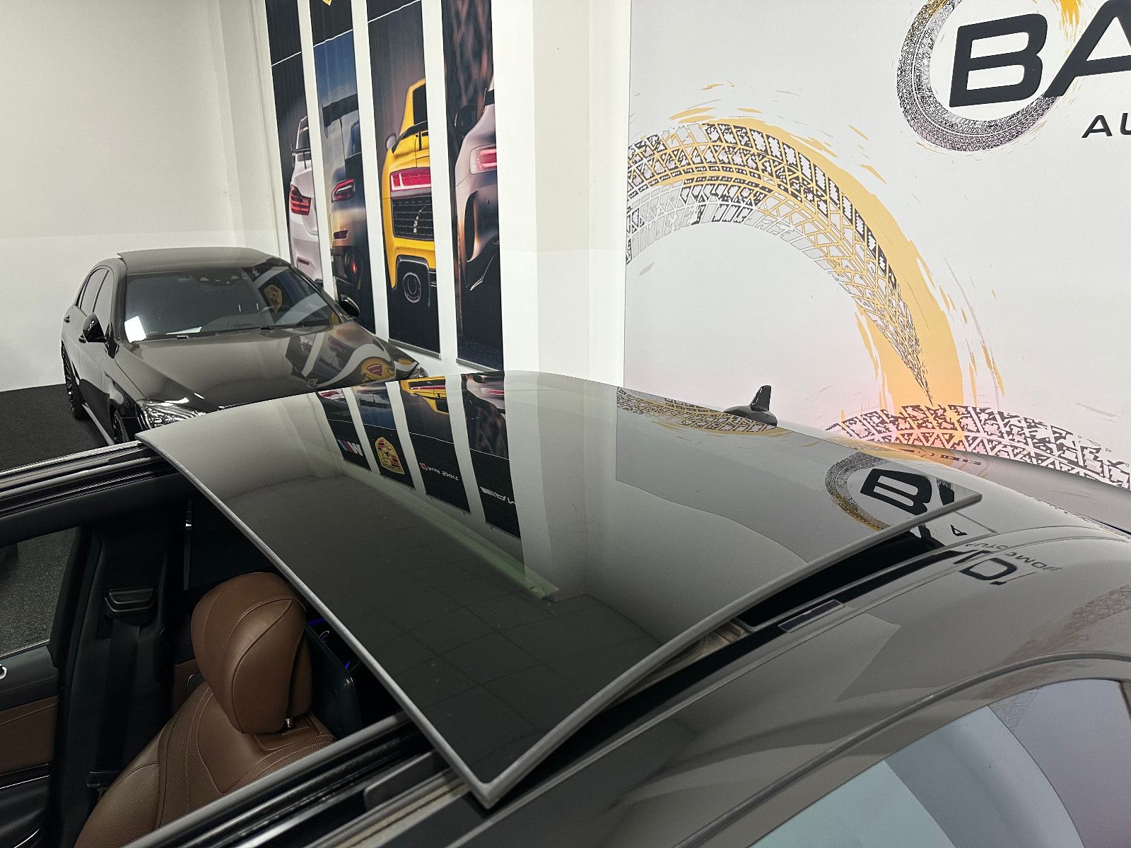 Fahrzeugabbildung Mercedes-Benz S 500 Lang *TV*HUD*4xMassage*PANO*AMG LINE*360°"