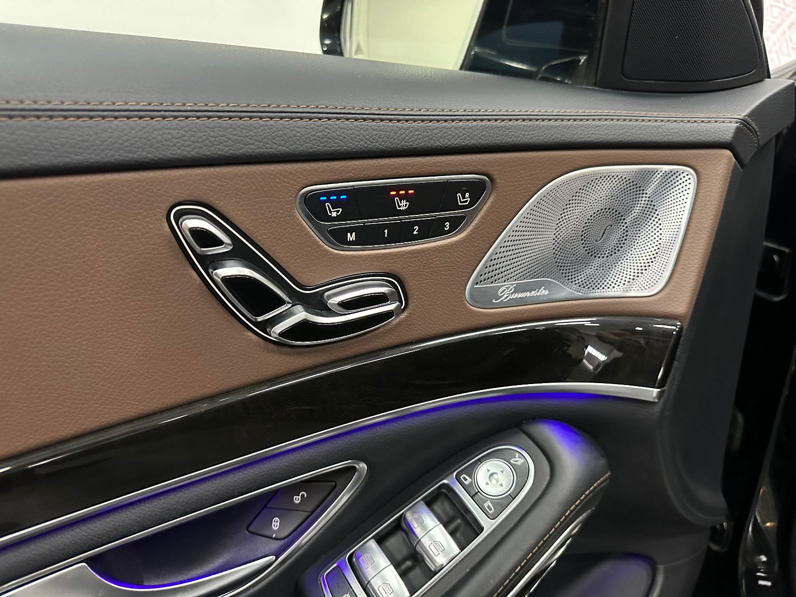 Fahrzeugabbildung Mercedes-Benz S 500 Lang *TV*HUD*4xMassage*PANO*AMG LINE*360°"