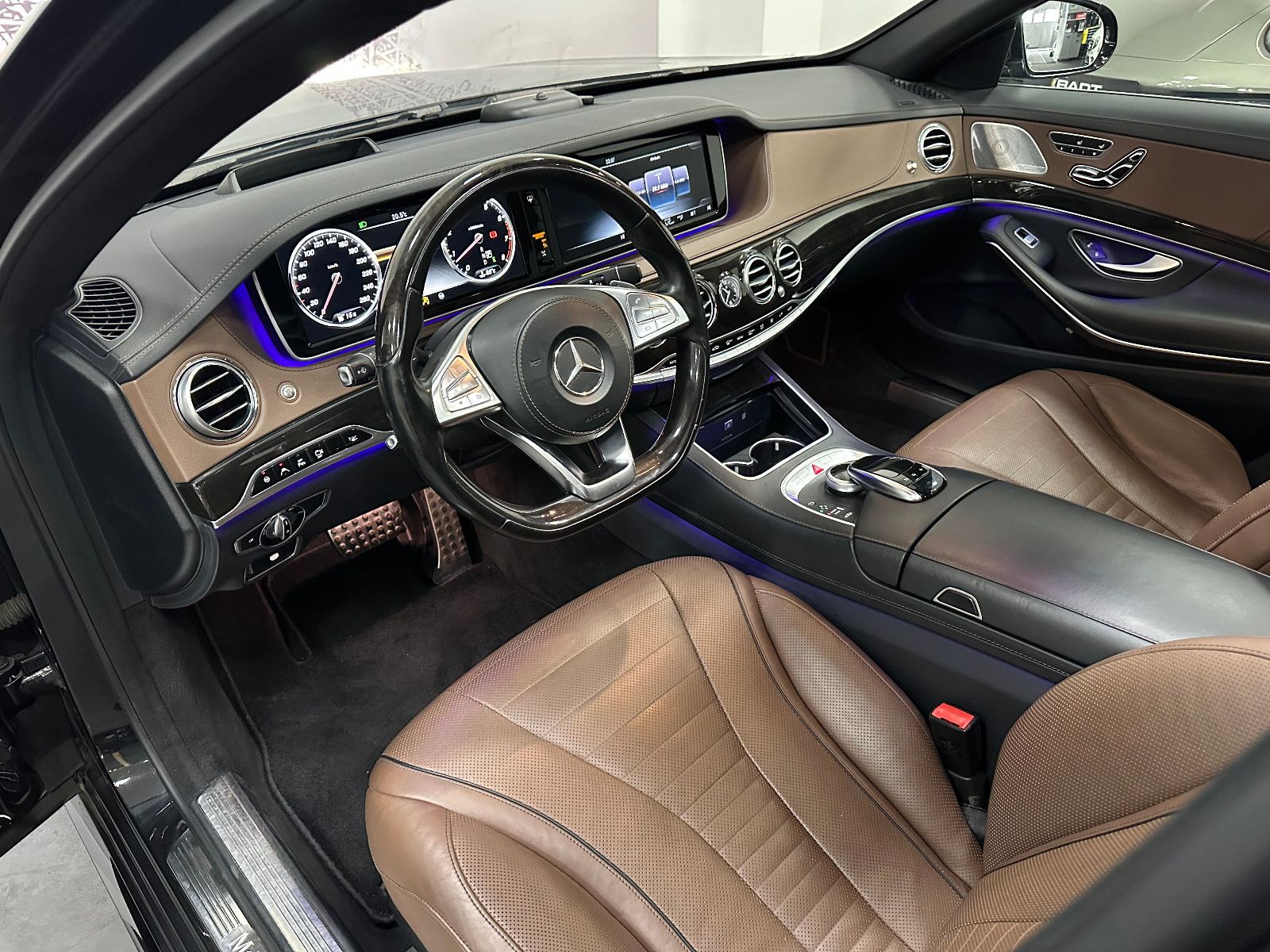 Fahrzeugabbildung Mercedes-Benz S 500 Lang *TV*HUD*4xMassage*PANO*AMG LINE*360°"