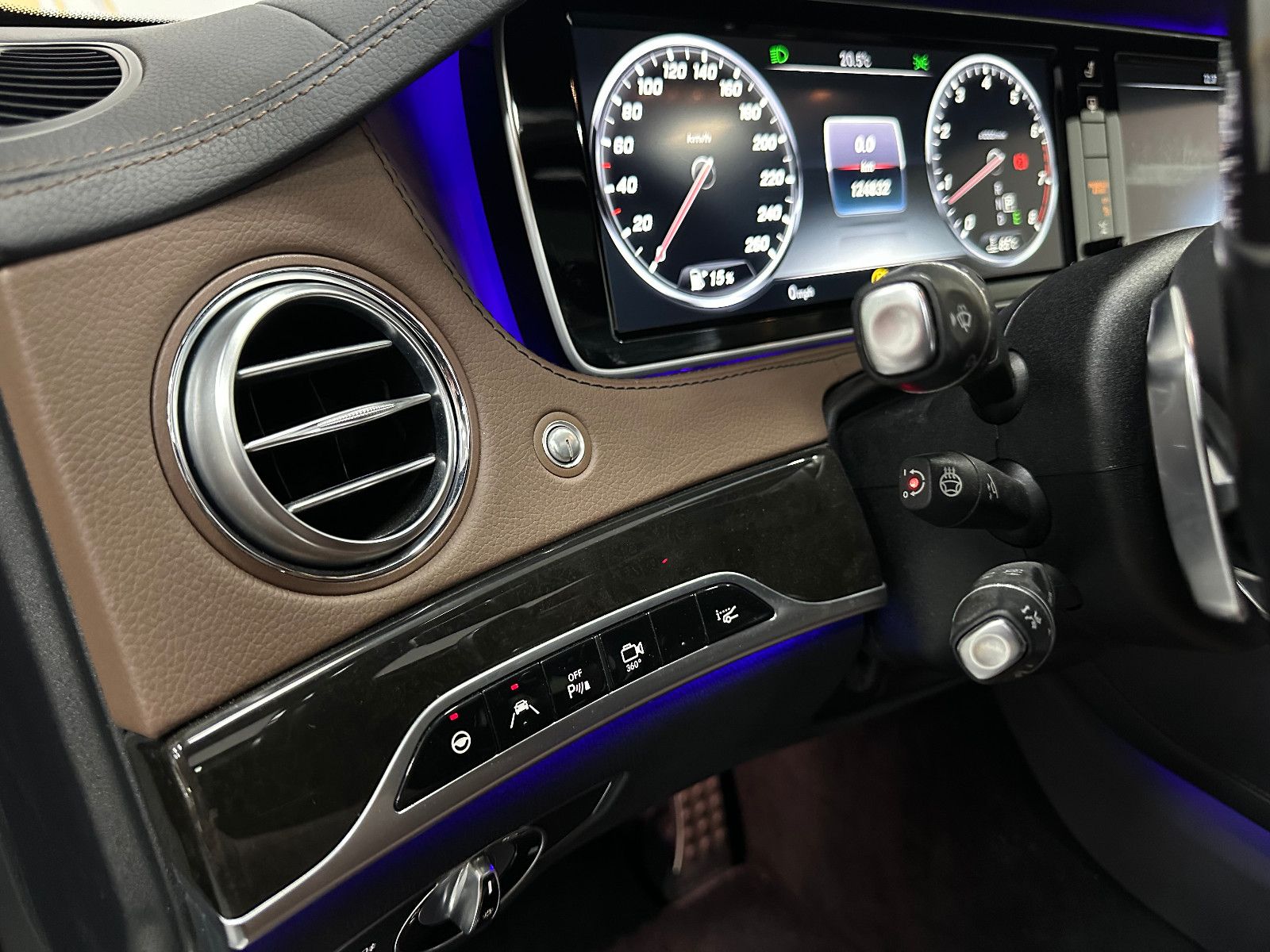 Fahrzeugabbildung Mercedes-Benz S 500 Lang *TV*HUD*4xMassage*PANO*AMG LINE*360°"