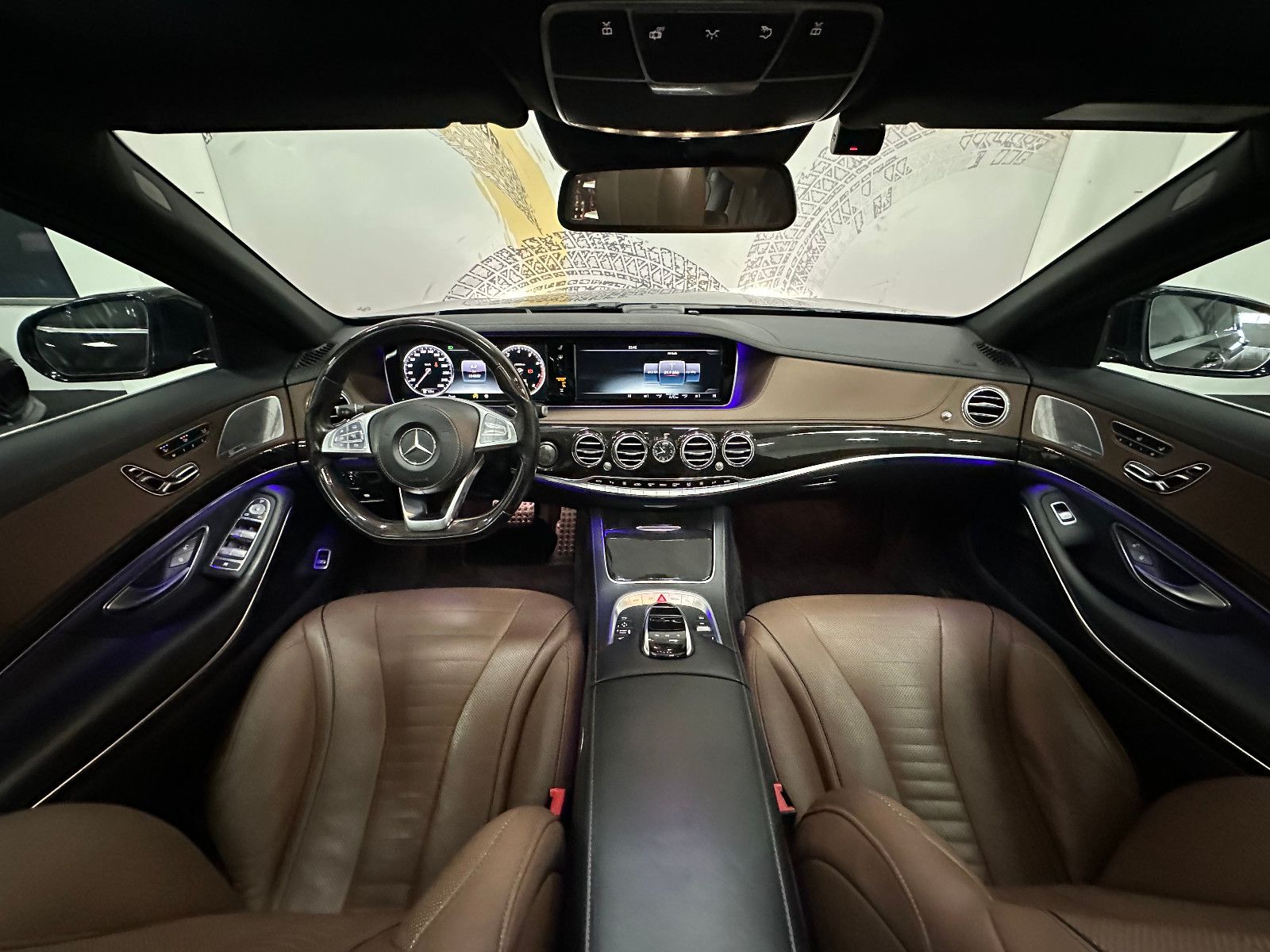 Fahrzeugabbildung Mercedes-Benz S 500 Lang *TV*HUD*4xMassage*PANO*AMG LINE*360°"